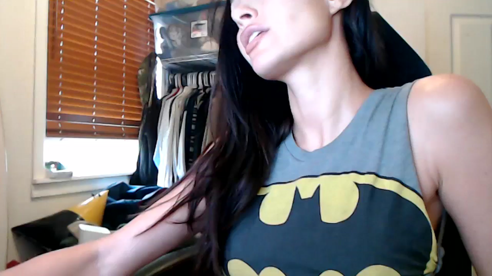 Gallery image thumbnail from Summerr_Rose's myfreecams stream on, 10/19/2023, 19:56 image 17 of 20