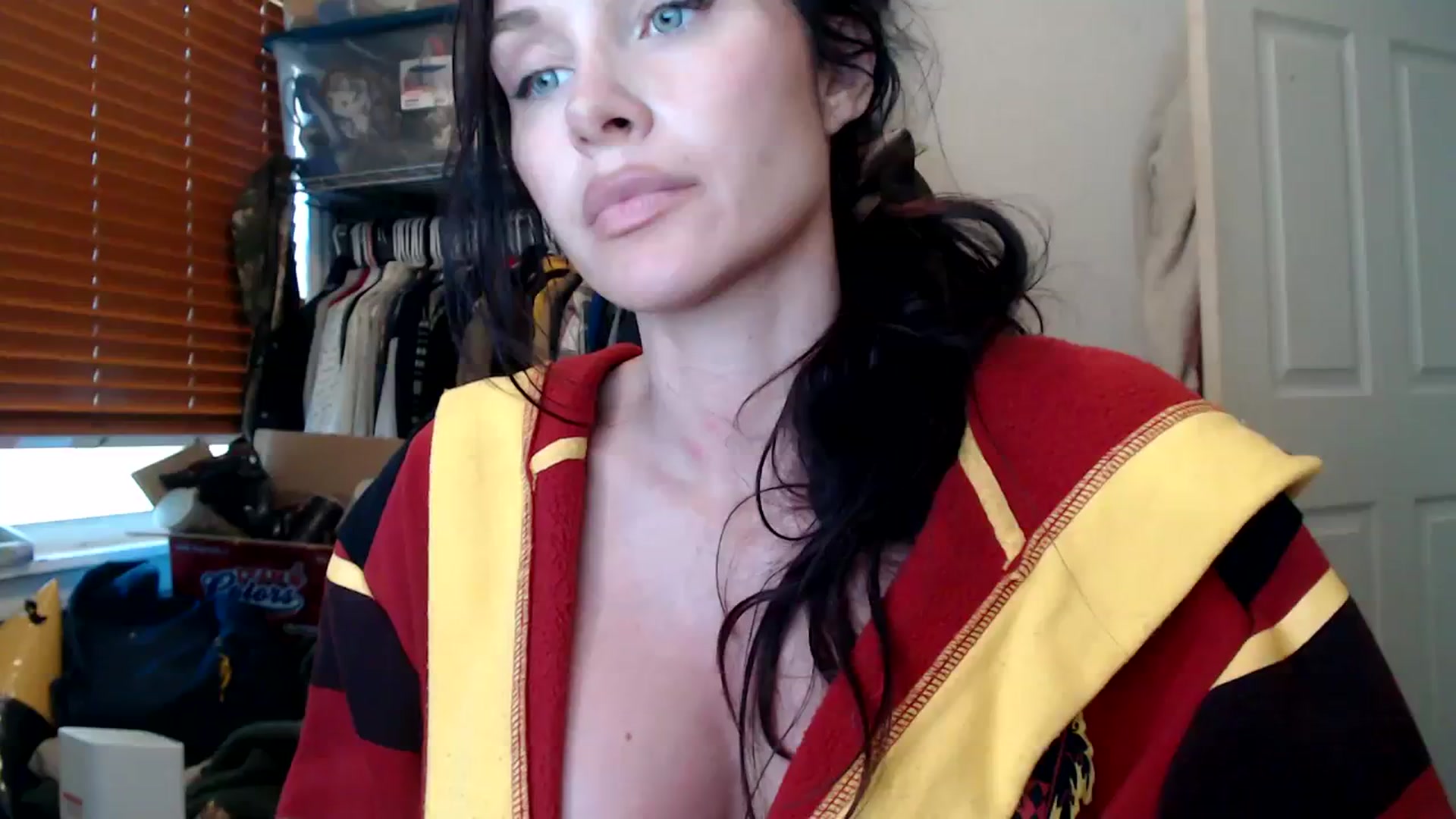 Gallery image thumbnail from Summerr_Rose's myfreecams stream on, 10/31/2023, 19:26 image 15 of 20