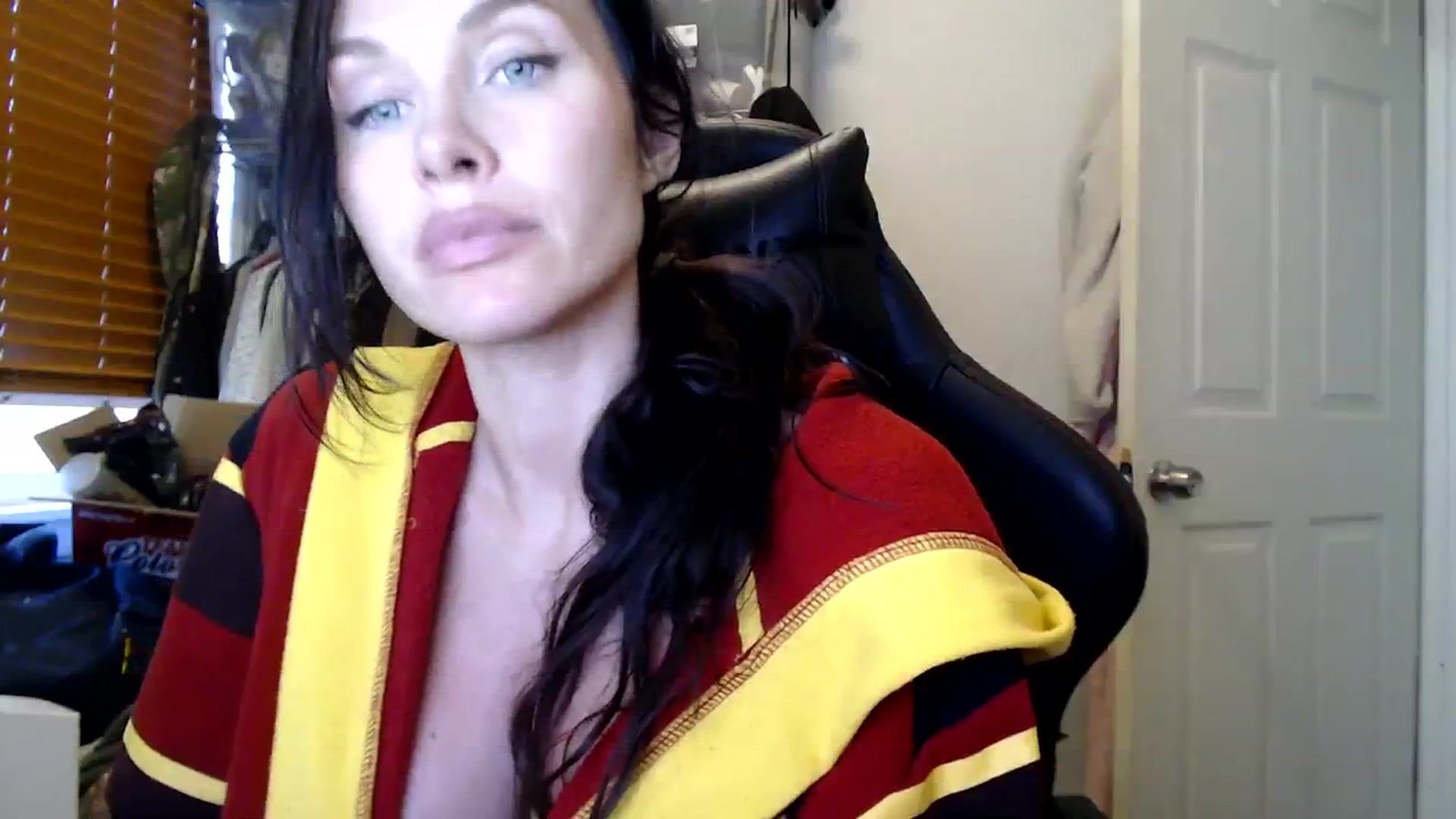 Gallery image thumbnail from Summerr_Rose's myfreecams stream on, 10/31/2023, 20:33 image 9 of 20