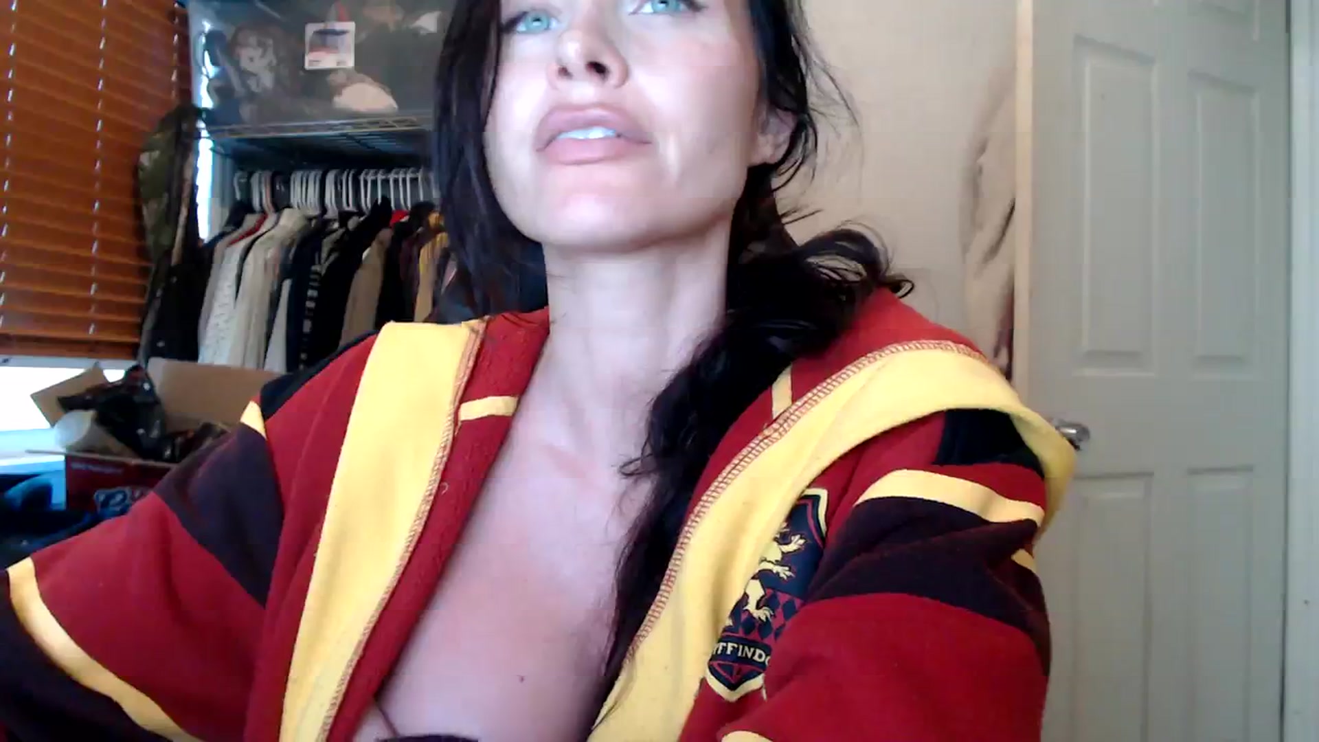 Gallery image thumbnail from Summerr_Rose's myfreecams stream on, 10/31/2023, 20:33 image 11 of 20