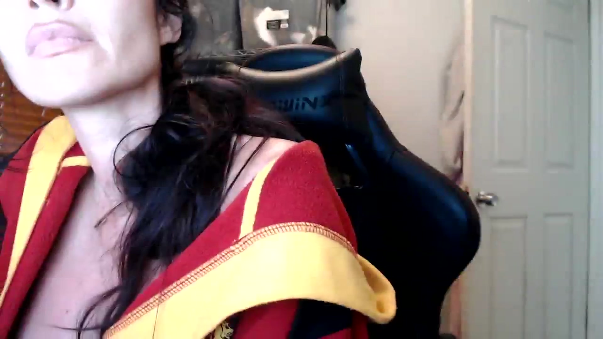 Gallery image thumbnail from Summerr_Rose's myfreecams stream on, 10/31/2023, 20:33 image 17 of 20