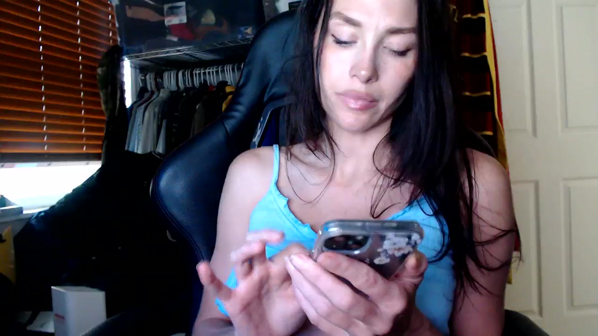 Gallery image thumbnail from Summerr_Rose's myfreecams stream on, 11/17/2023, 20:27 image 13 of 20