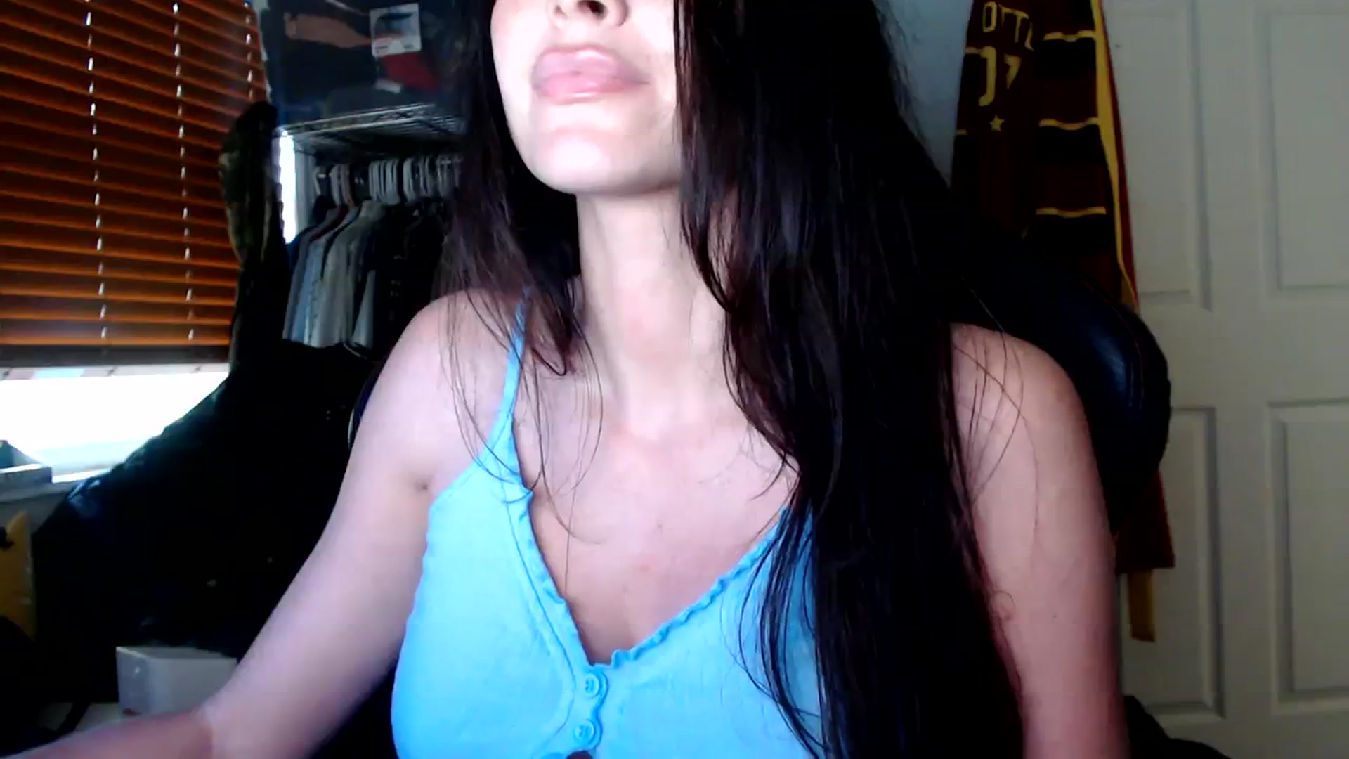 Gallery image thumbnail from Summerr_Rose's myfreecams stream on, 11/17/2023, 20:27 image 18 of 20