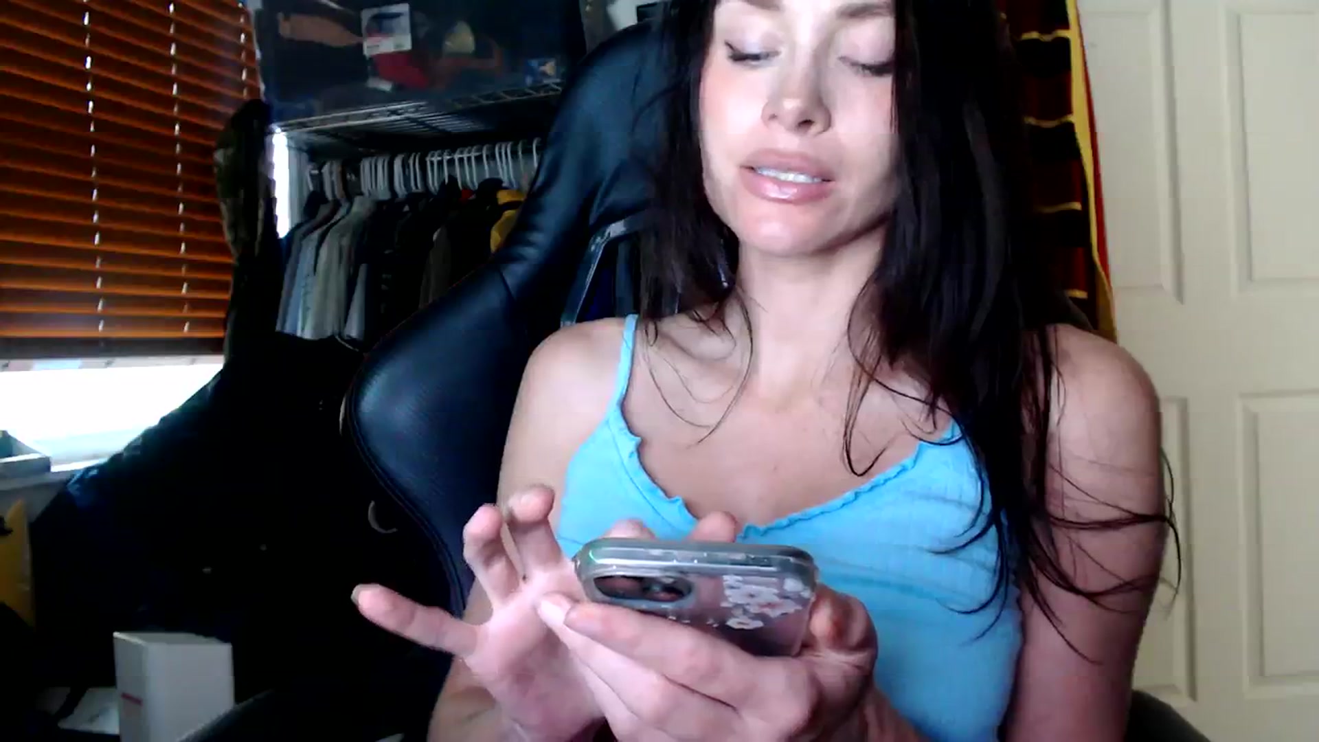 Gallery image thumbnail from Summerr_Rose's myfreecams stream on, 11/17/2023, 20:27 image 12 of 20
