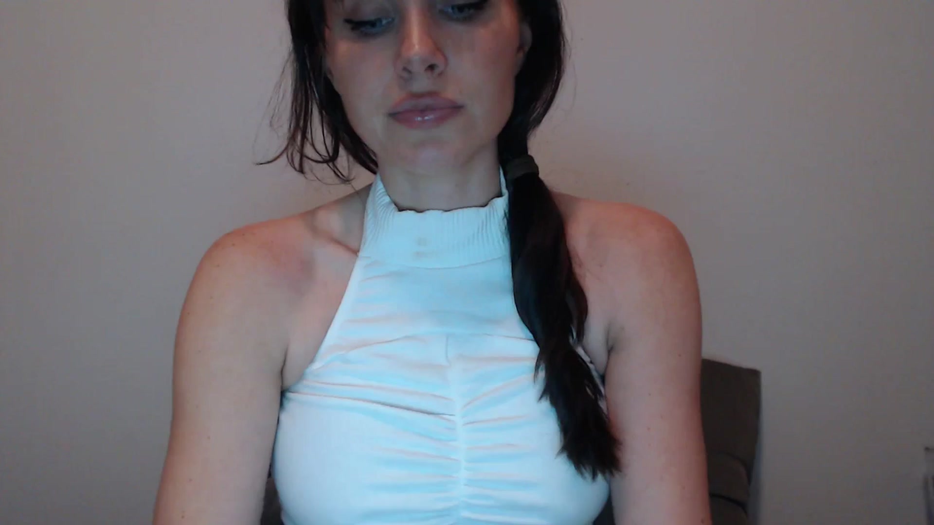 Gallery image thumbnail from Summerr_Rose's myfreecams stream on, 03/17/2024, 24:20 image 7 of 20