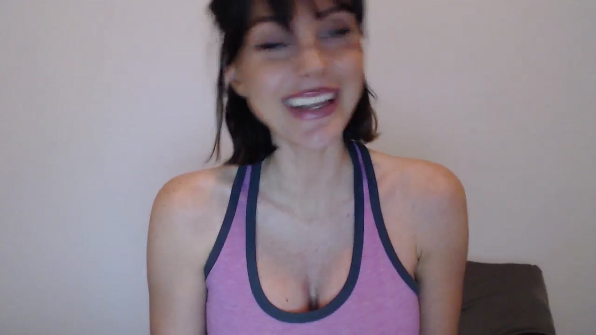 Gallery image thumbnail from Summerr_Rose's myfreecams stream on, 05/08/2024, 02:34 image 13 of 20