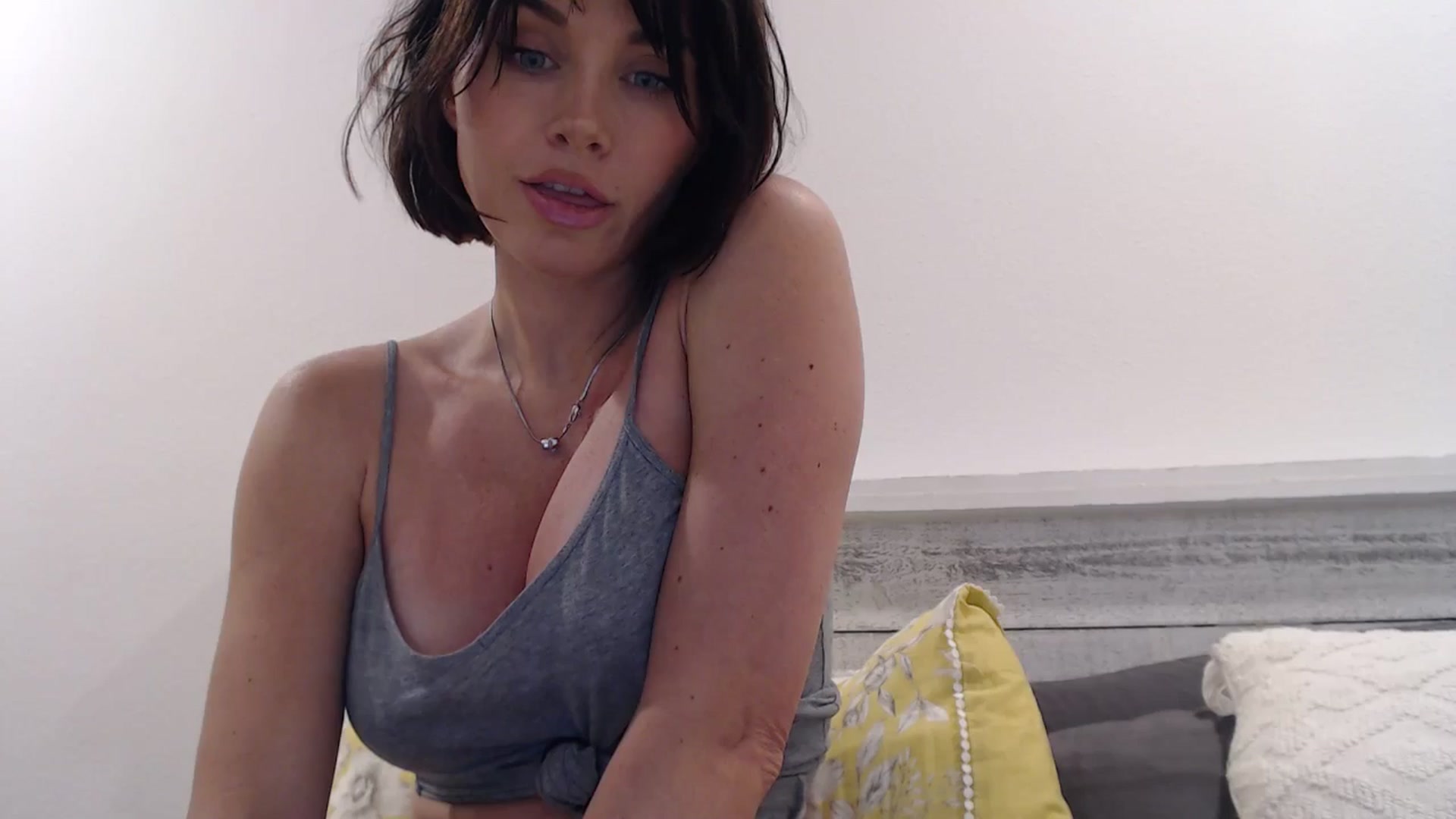 Gallery image thumbnail from Summerr_Rose's myfreecams stream on, 08/09/2024, 01:57 image 6 of 20