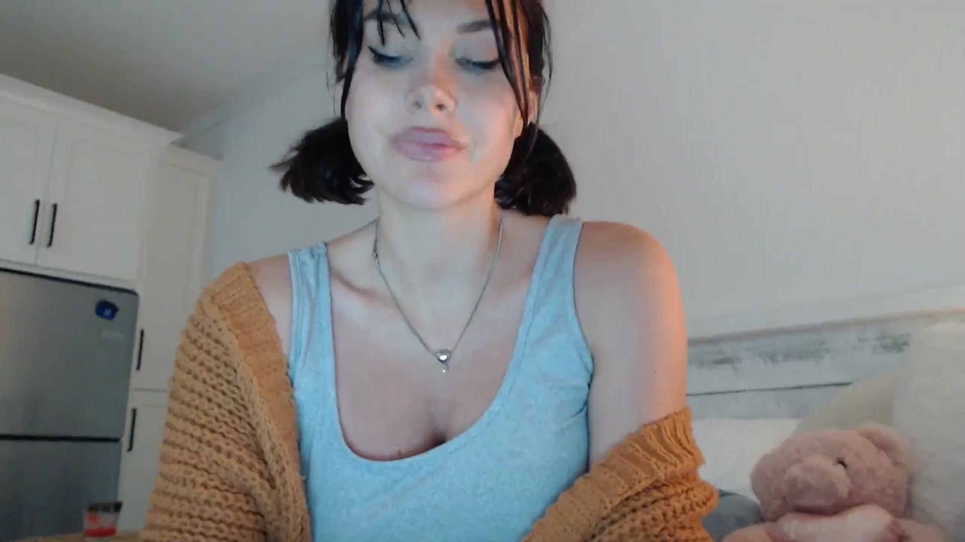 Gallery image thumbnail from Summerr_Rose's myfreecams stream on, 09/16/2024, 04:59 image 13 of 20