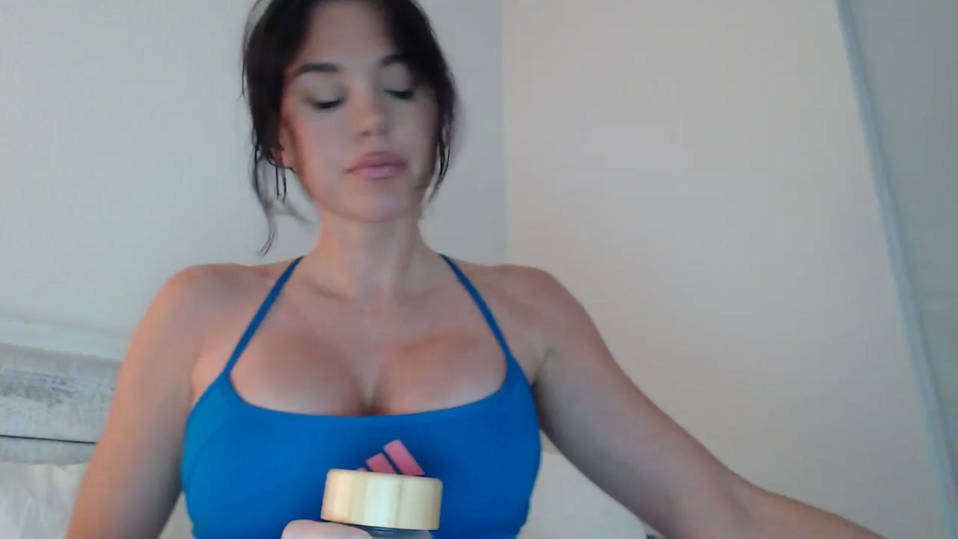 Gallery image thumbnail from Summerr_Rose's myfreecams stream on, 09/25/2024, 03:21 image 1 of 20