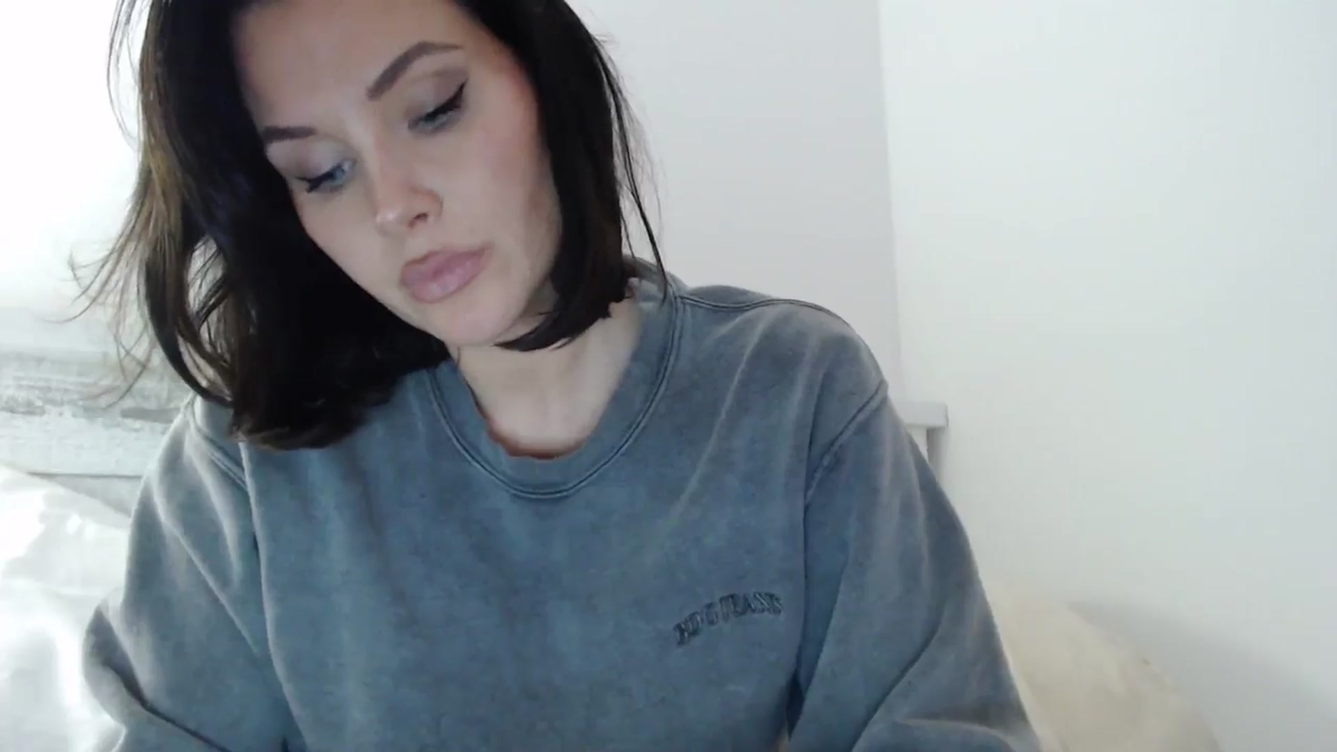 Gallery image thumbnail from Summerr_Rose's myfreecams stream on, 12/17/2024, 01:52 image 17 of 20