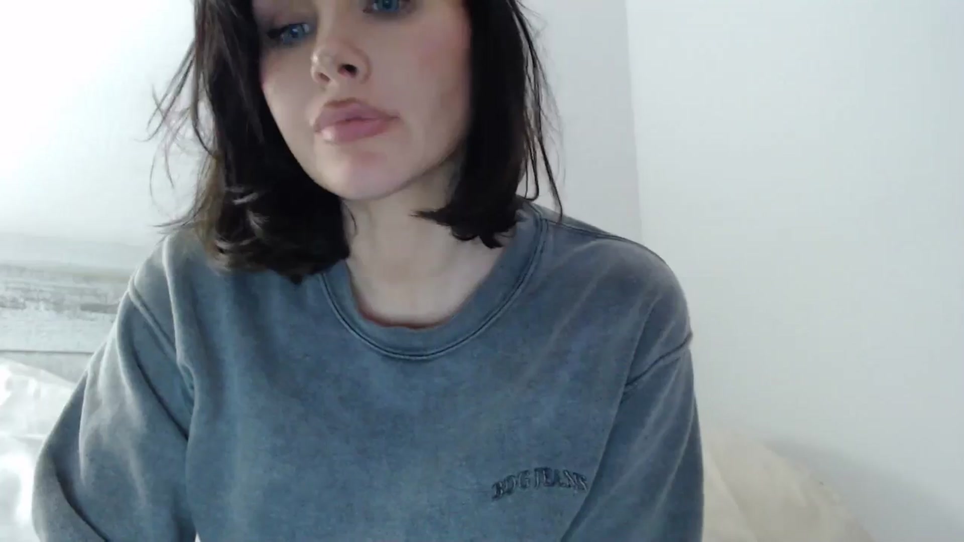 Gallery image thumbnail from Summerr_Rose's myfreecams stream on, 12/17/2024, 01:52 image 11 of 20