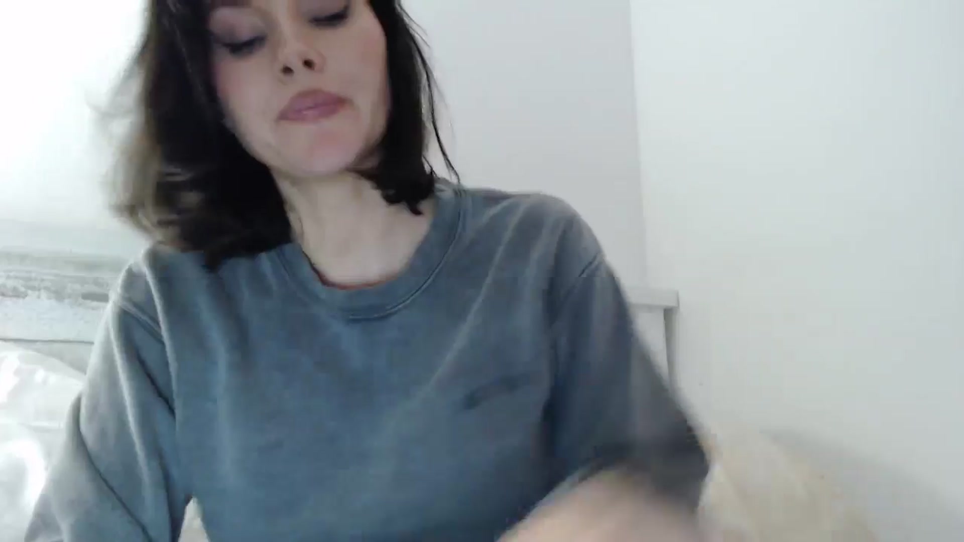 Gallery image thumbnail from Summerr_Rose's myfreecams stream on, 12/17/2024, 01:52 image 13 of 20