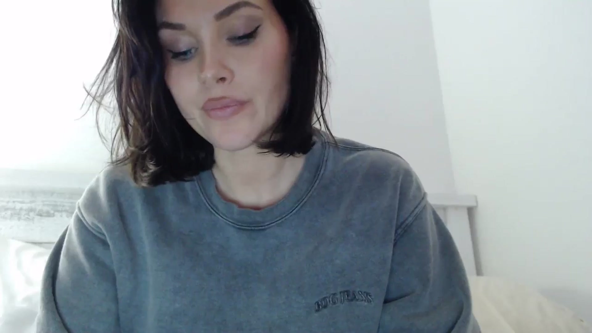Gallery image thumbnail from Summerr_Rose's myfreecams stream on, 12/17/2024, 01:52 image 5 of 20