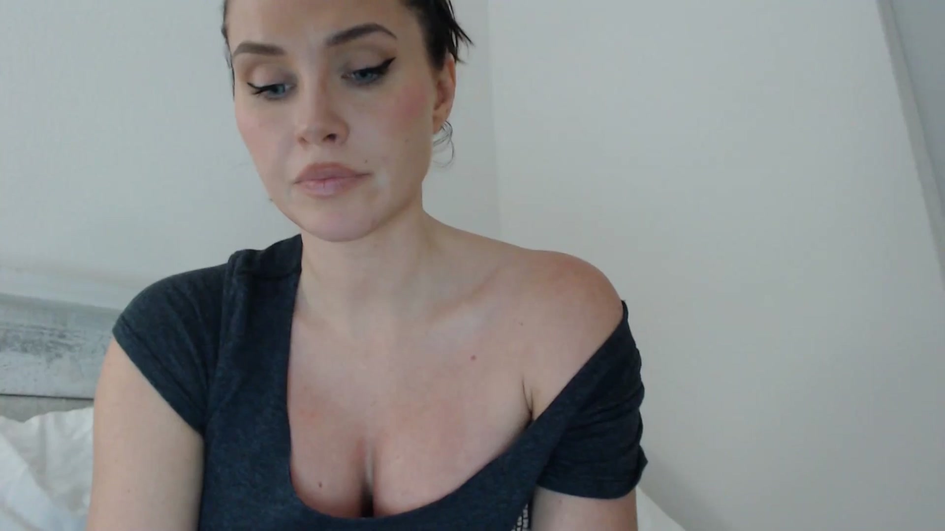 Gallery image thumbnail from Summerr_Rose's myfreecams stream on, 01/07/2025, 04:24 image 7 of 20