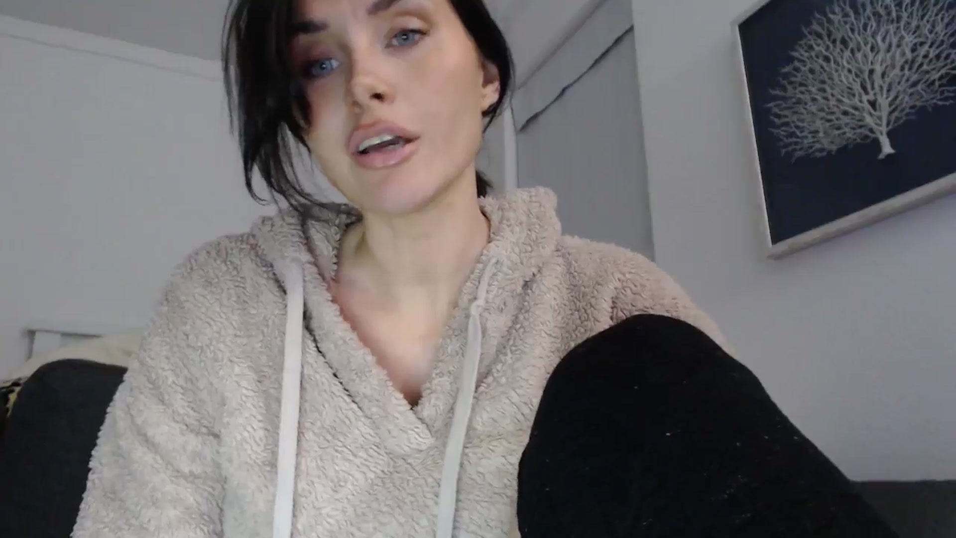 Gallery image thumbnail from Summerr_Rose's myfreecams stream on, 02/17/2025, 05:11 image 14 of 20