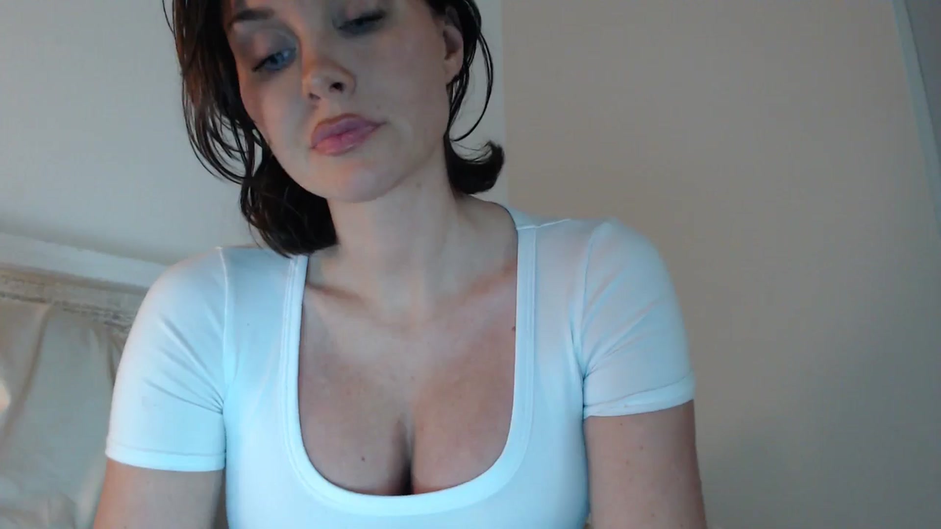 Gallery image thumbnail from Summerr_Rose's myfreecams stream on, 04/07/2025, 01:47 image 17 of 20