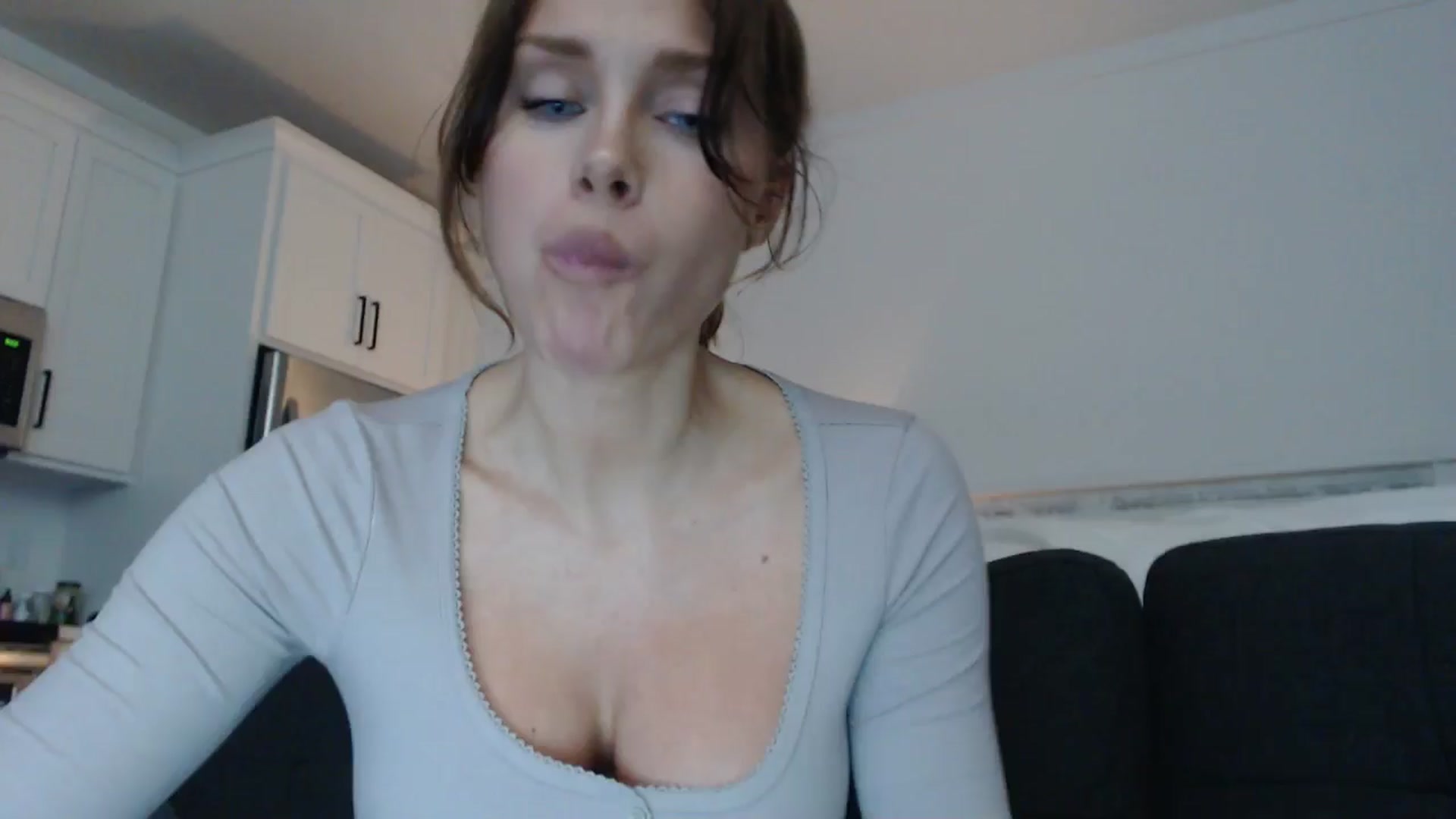 Gallery image thumbnail from Summerr_Rose's myfreecams stream on, 09/08/2025, 03:05 image 1 of 20