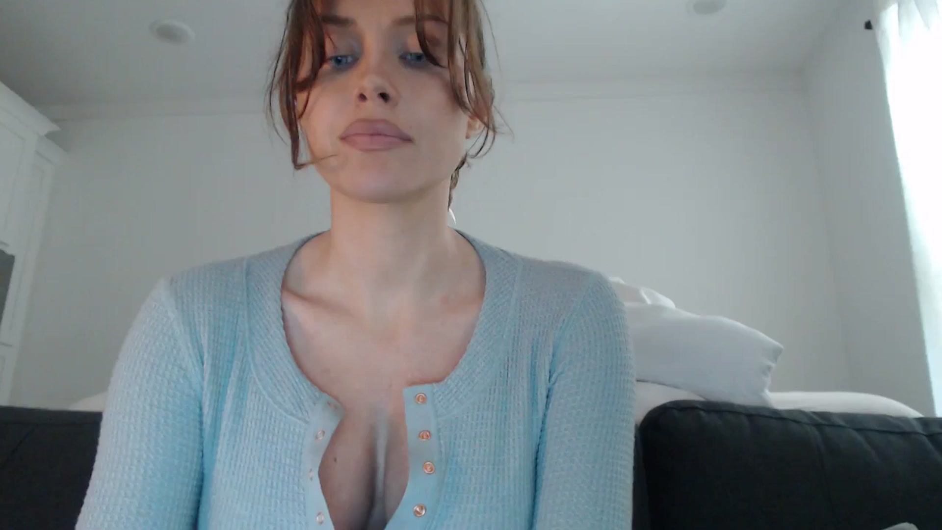 Gallery image thumbnail from Summerr_Rose's myfreecams stream on, 09/22/2025, 21:06 image 15 of 20