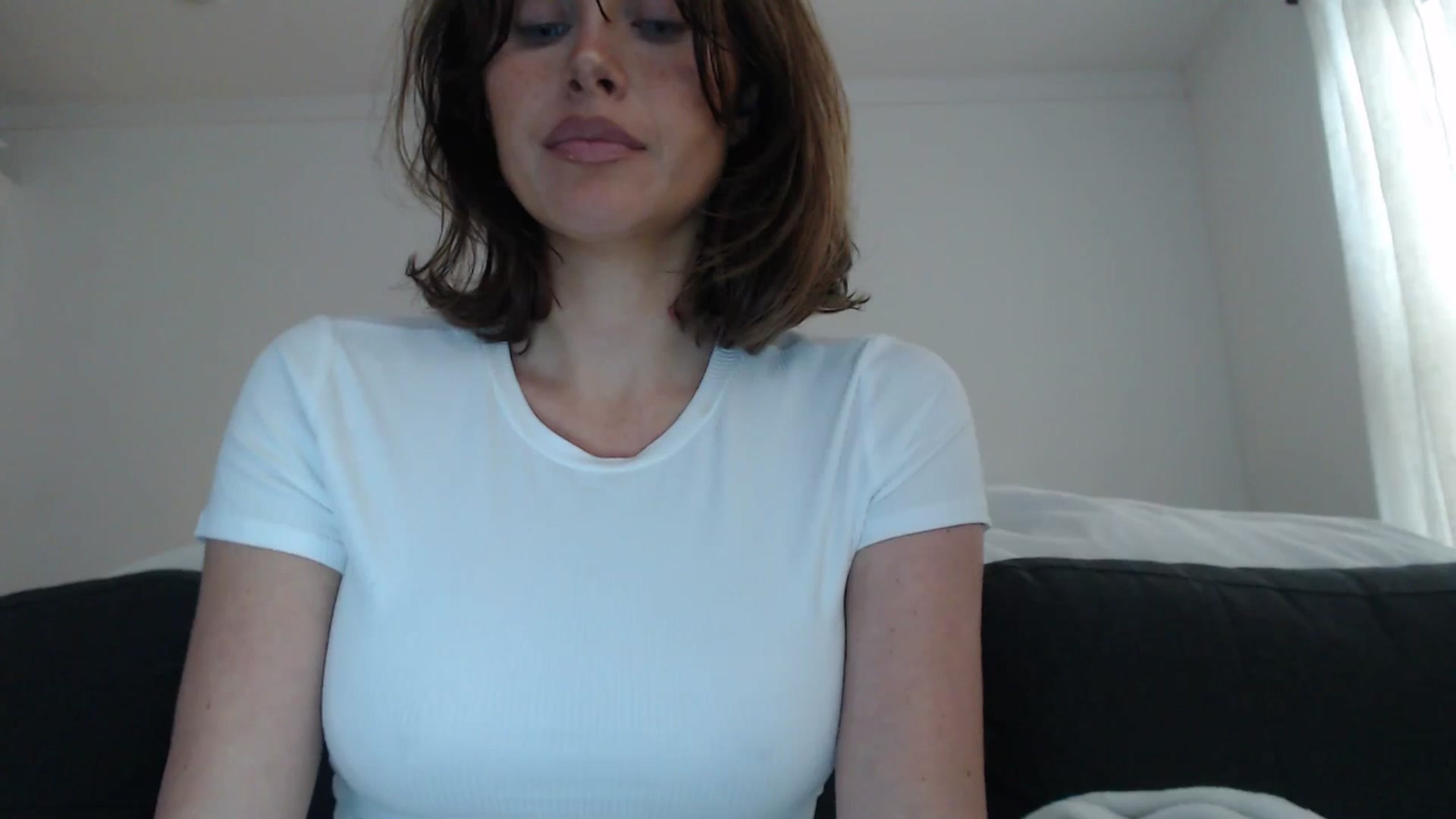 Gallery image thumbnail from Summerr_Rose's myfreecams stream on, 10/16/2025, 21:01 image 12 of 20