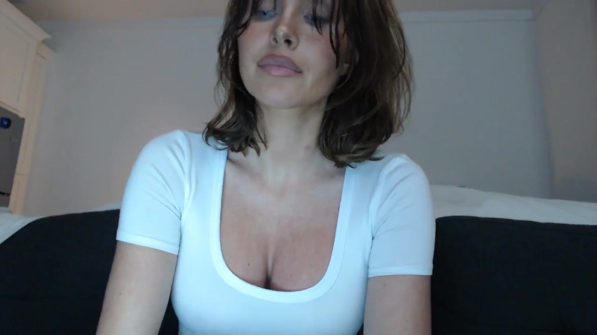 Gallery image thumbnail from Summerr_Rose's myfreecams stream on, 10/17/2025, 05:21 image 3 of 20