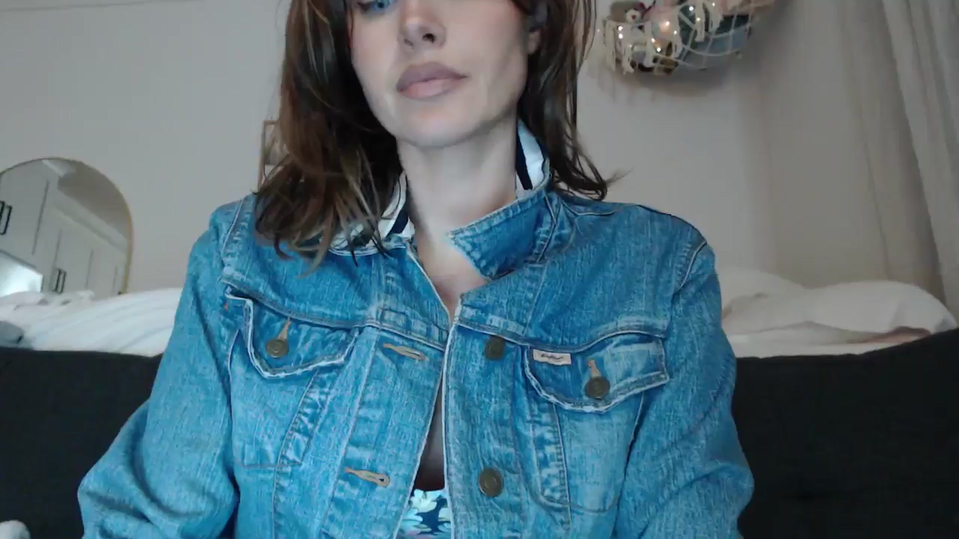Gallery image thumbnail from Summerr_Rose's myfreecams stream on, 12/31/2025, 01:39 image 3 of 20