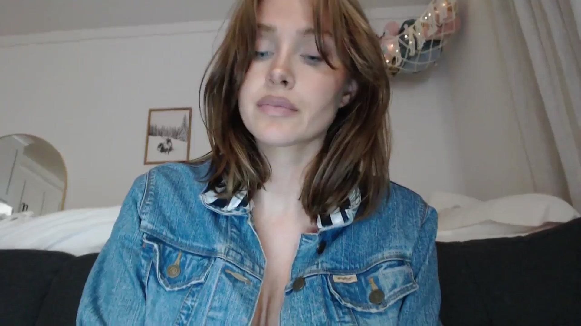 Gallery image thumbnail from Summerr_Rose's myfreecams stream on, 12/31/2025, 03:34 image 14 of 20