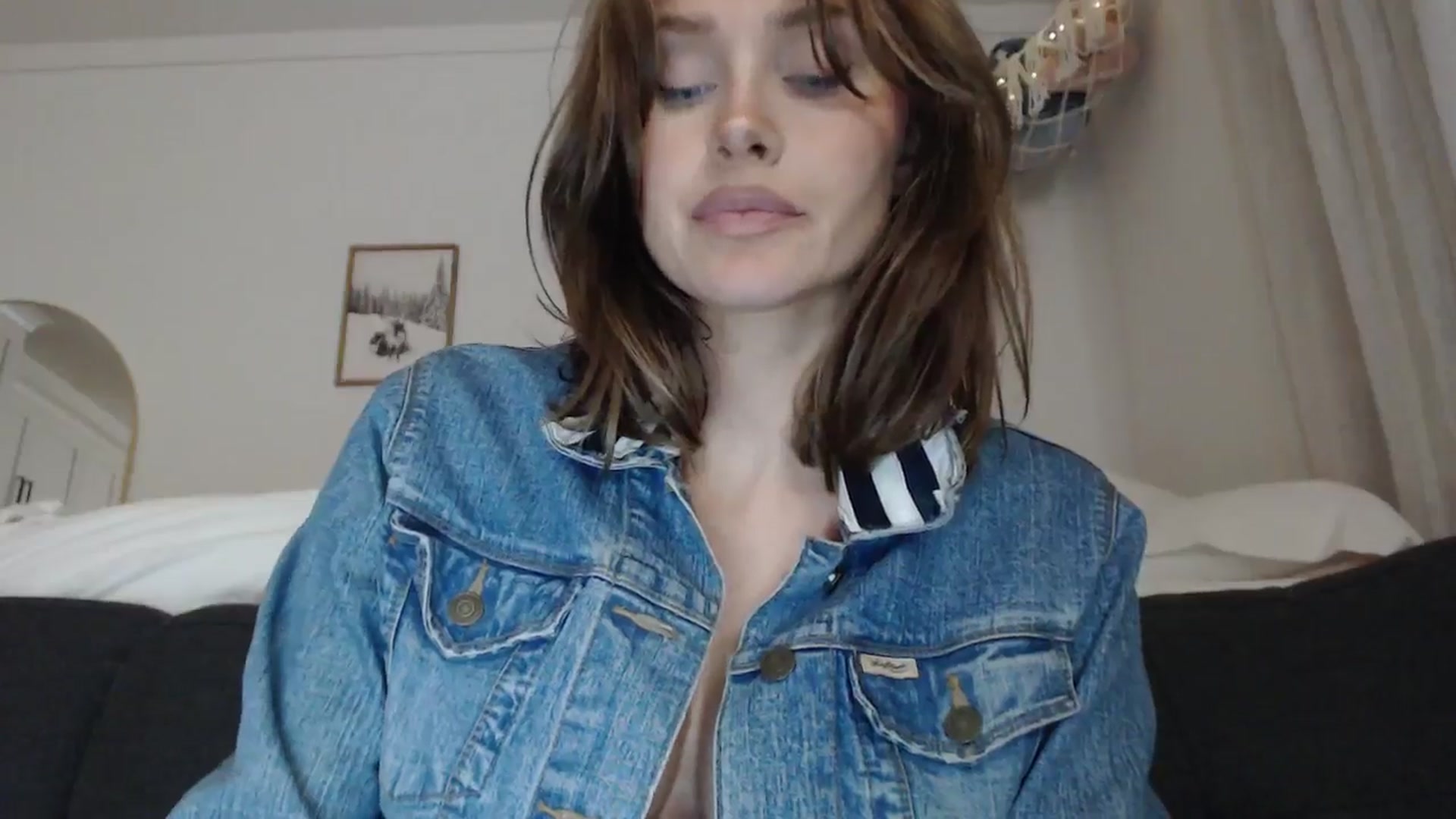 Gallery image thumbnail from Summerr_Rose's myfreecams stream on, 12/31/2025, 03:34 image 6 of 20