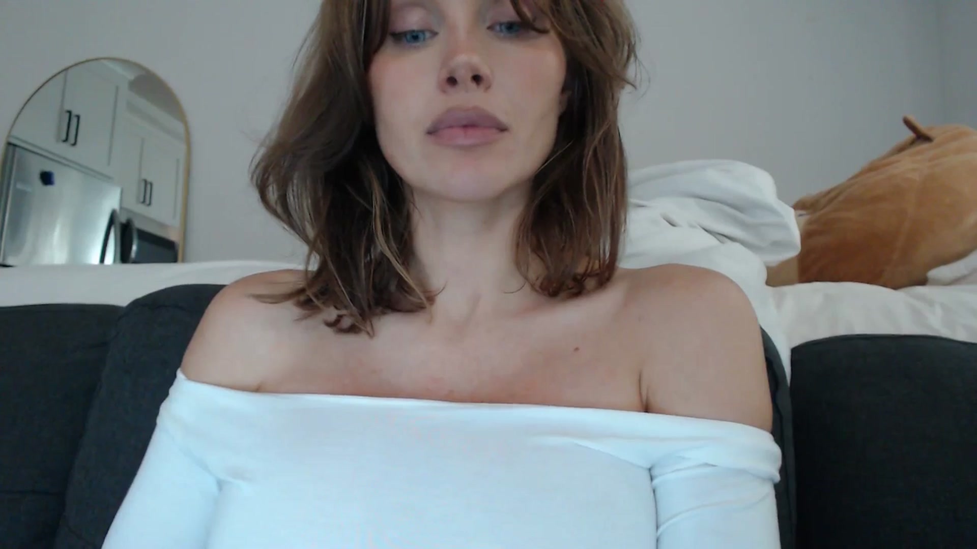 Gallery image thumbnail from Summerr_Rose's myfreecams stream on, 01/05/2026, 20:41 image 15 of 20