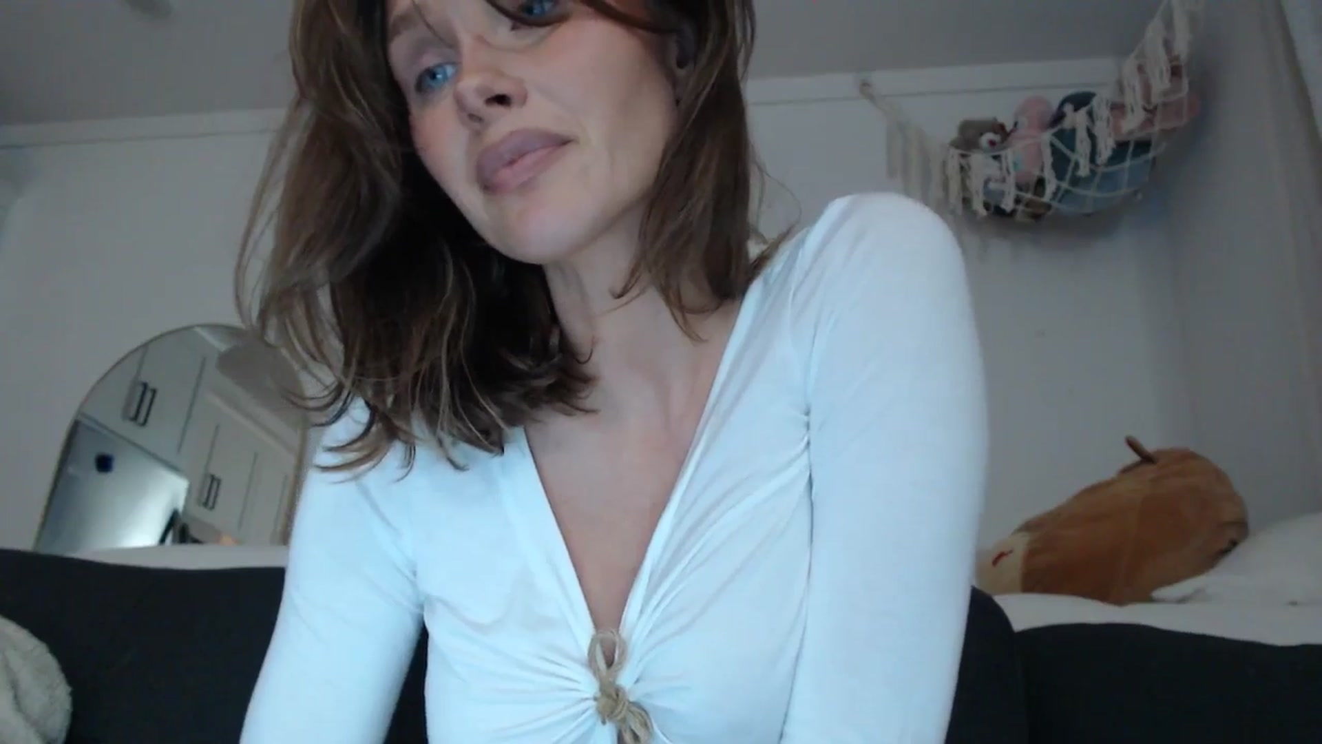 Gallery image thumbnail from Summerr_Rose's myfreecams stream on, 01/06/2026, 02:03 image 5 of 20