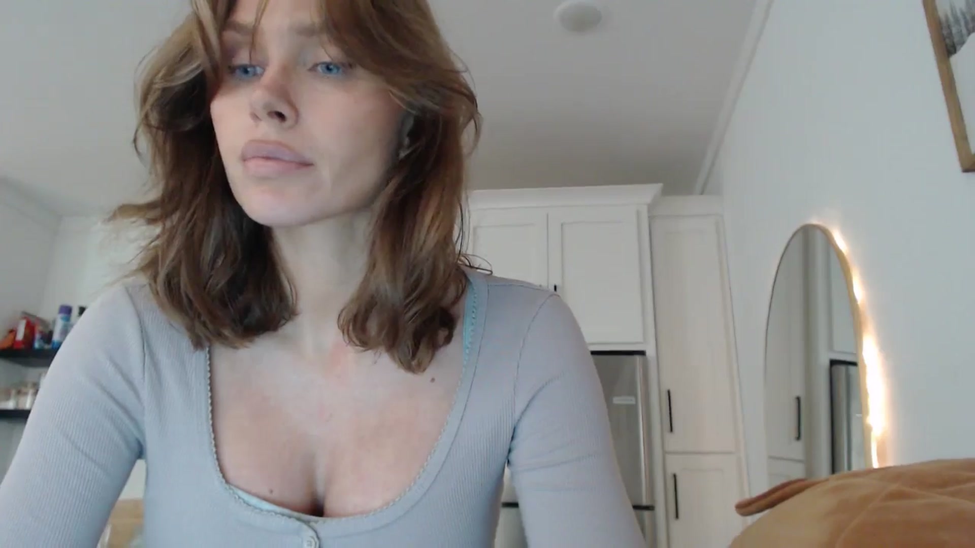 Gallery image thumbnail from Summerr_Rose's myfreecams stream on, 01/26/2026, 22:51 image 12 of 20