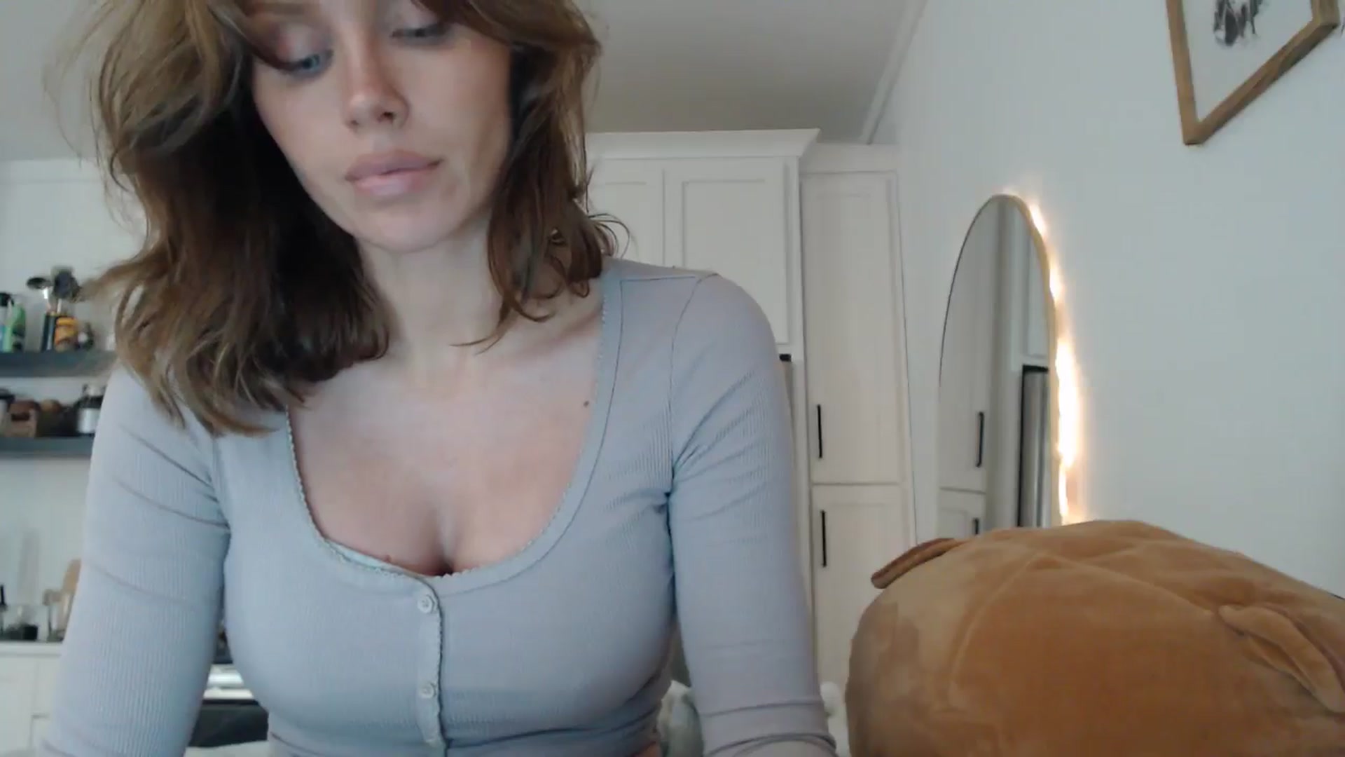 Gallery image thumbnail from Summerr_Rose's myfreecams stream on, 01/26/2026, 22:51 image 14 of 20