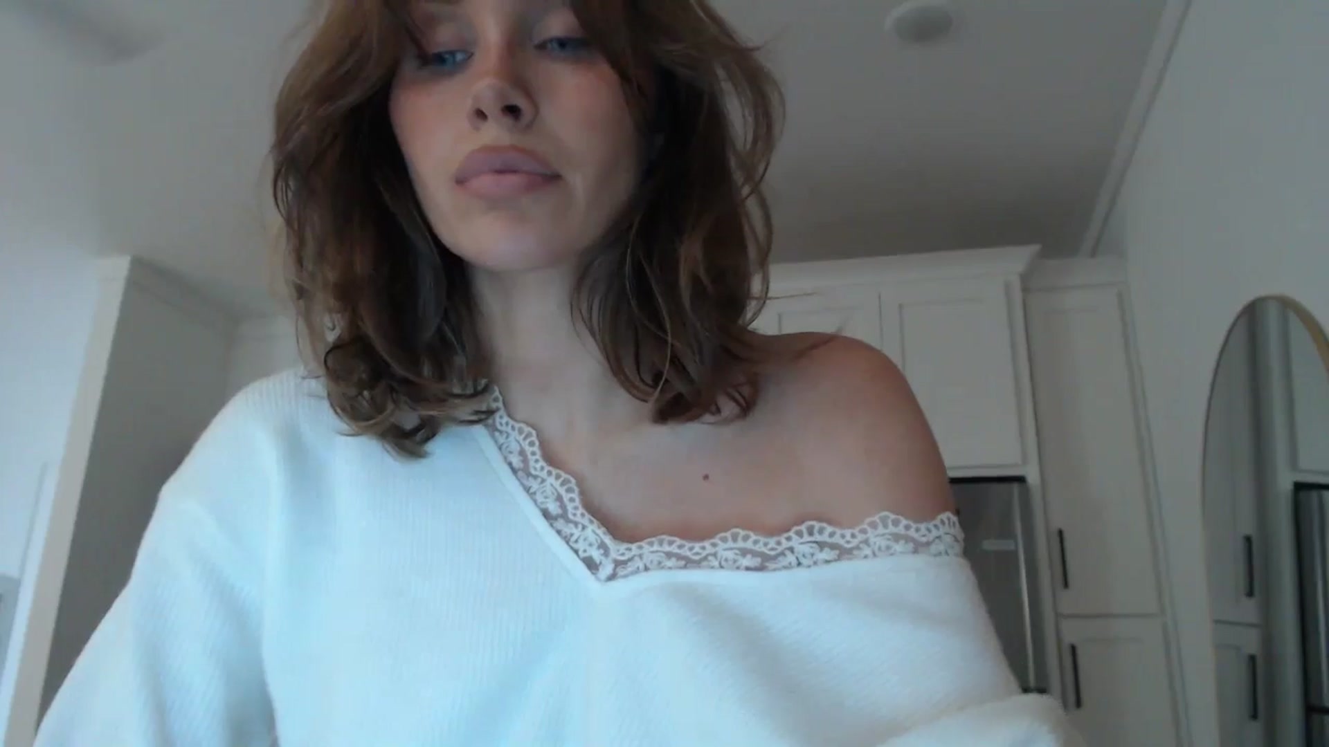 Gallery image thumbnail from Summerr_Rose's myfreecams stream on, 01/28/2026, 22:43 image 8 of 20
