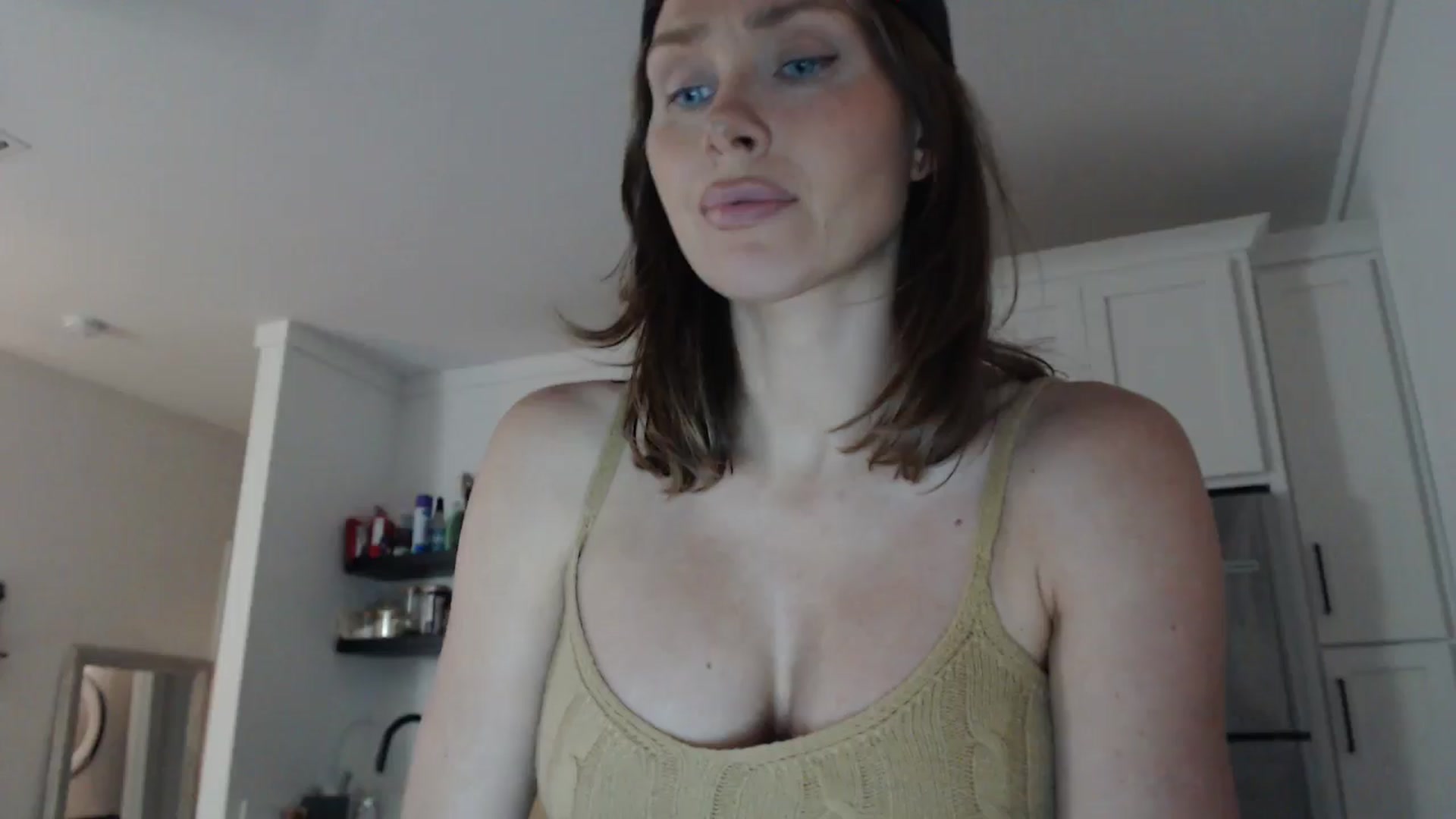 Gallery image thumbnail from Summerr_Rose's myfreecams stream on, 02/02/2026, 02:24 image 4 of 20
