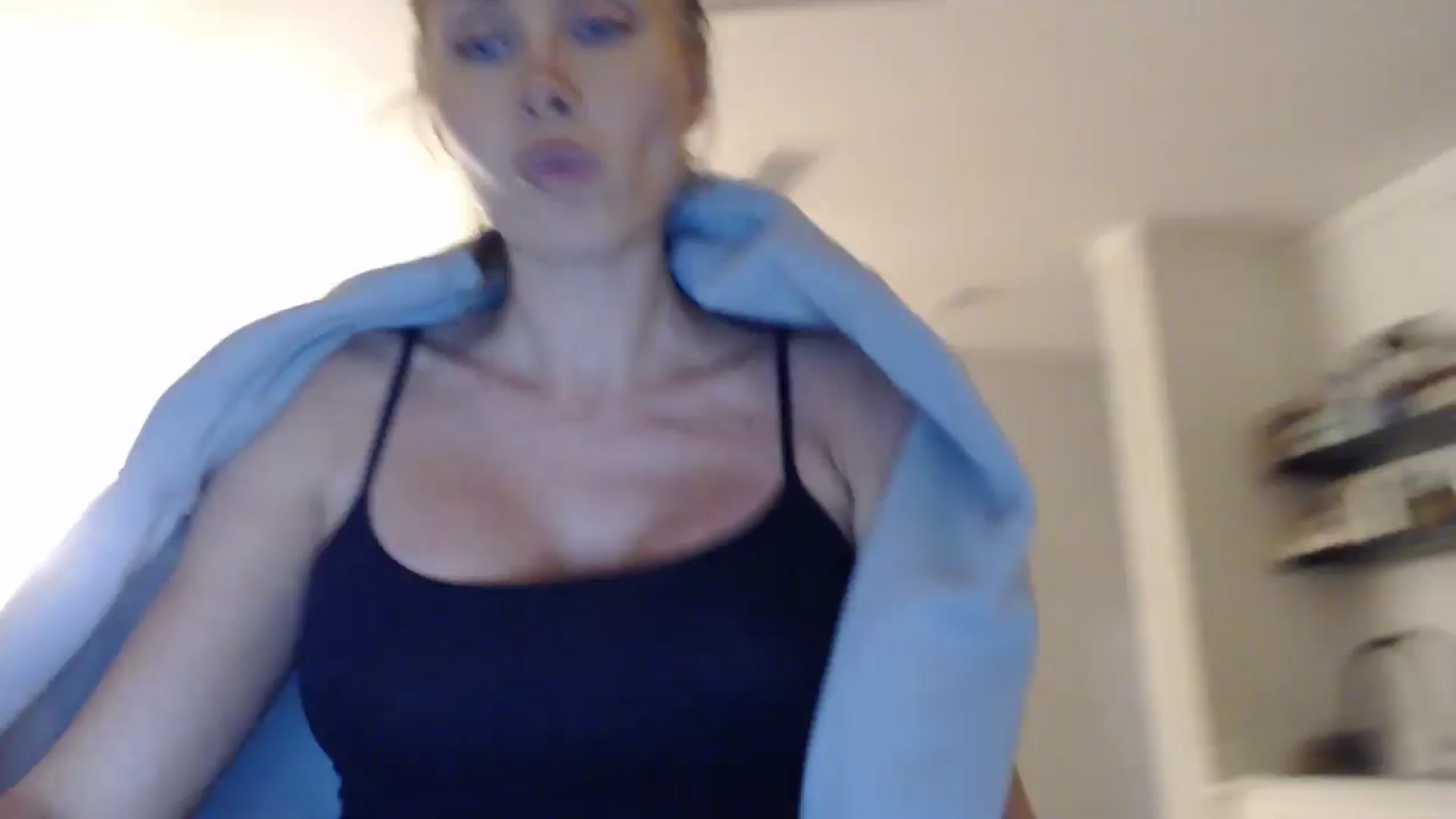 Gallery image thumbnail from Summerr_Rose's myfreecams stream on, 04/14/2026, 02:34 image 11 of 20
