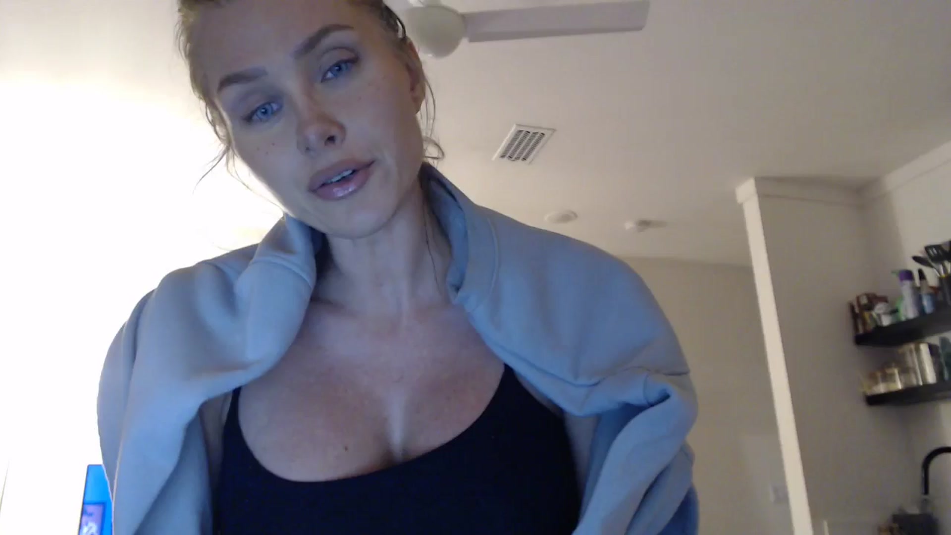 Gallery image thumbnail from Summerr_Rose's myfreecams stream on, 04/14/2026, 02:34 image 15 of 20