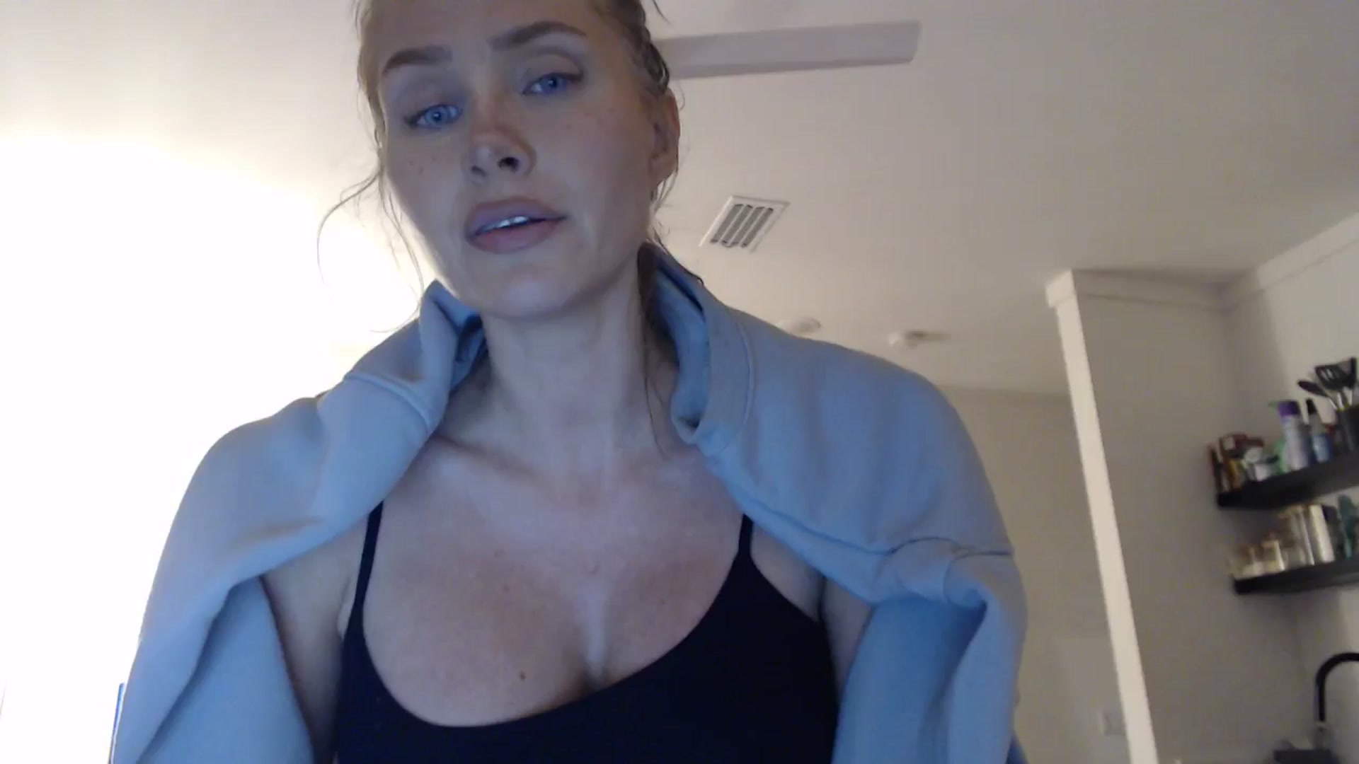 Gallery image thumbnail from Summerr_Rose's myfreecams stream on, 04/14/2026, 02:34 image 16 of 20