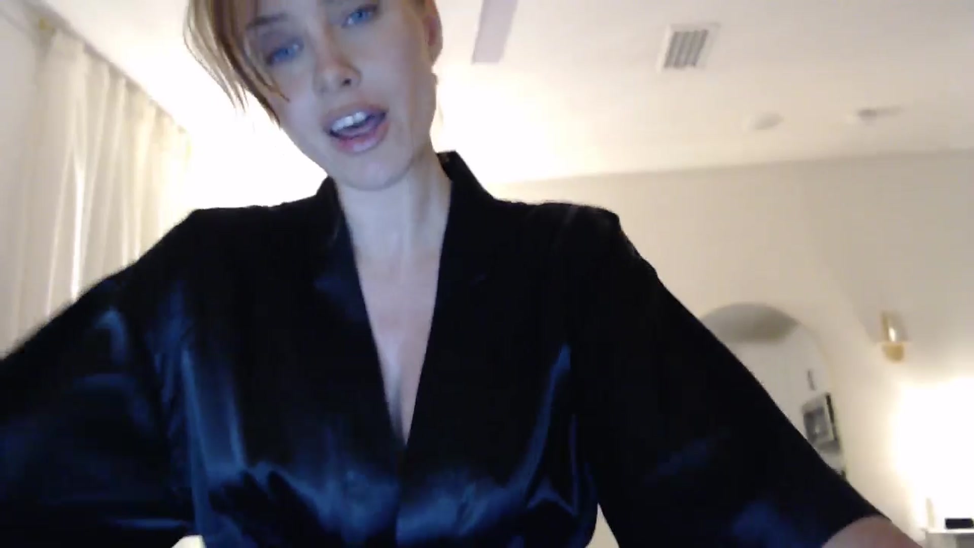 Gallery image thumbnail from Summerr_Rose's myfreecams stream on, 04/24/2026, 03:41 image 6 of 20