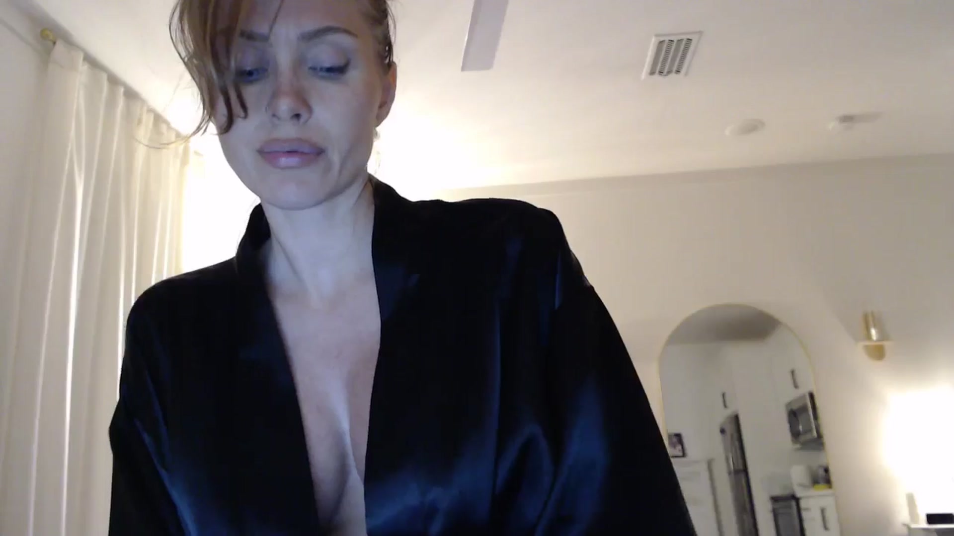 Gallery image thumbnail from Summerr_Rose's myfreecams stream on, 04/24/2026, 03:41 image 15 of 20