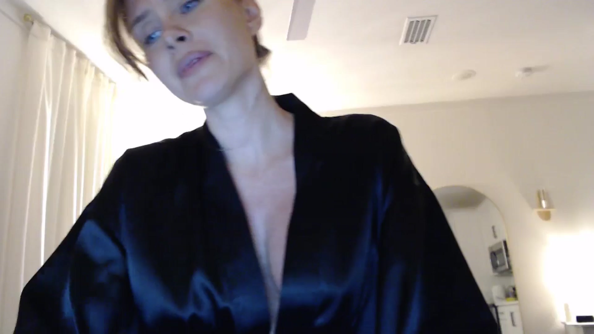 Gallery image thumbnail from Summerr_Rose's myfreecams stream on, 04/24/2026, 03:41 image 11 of 20