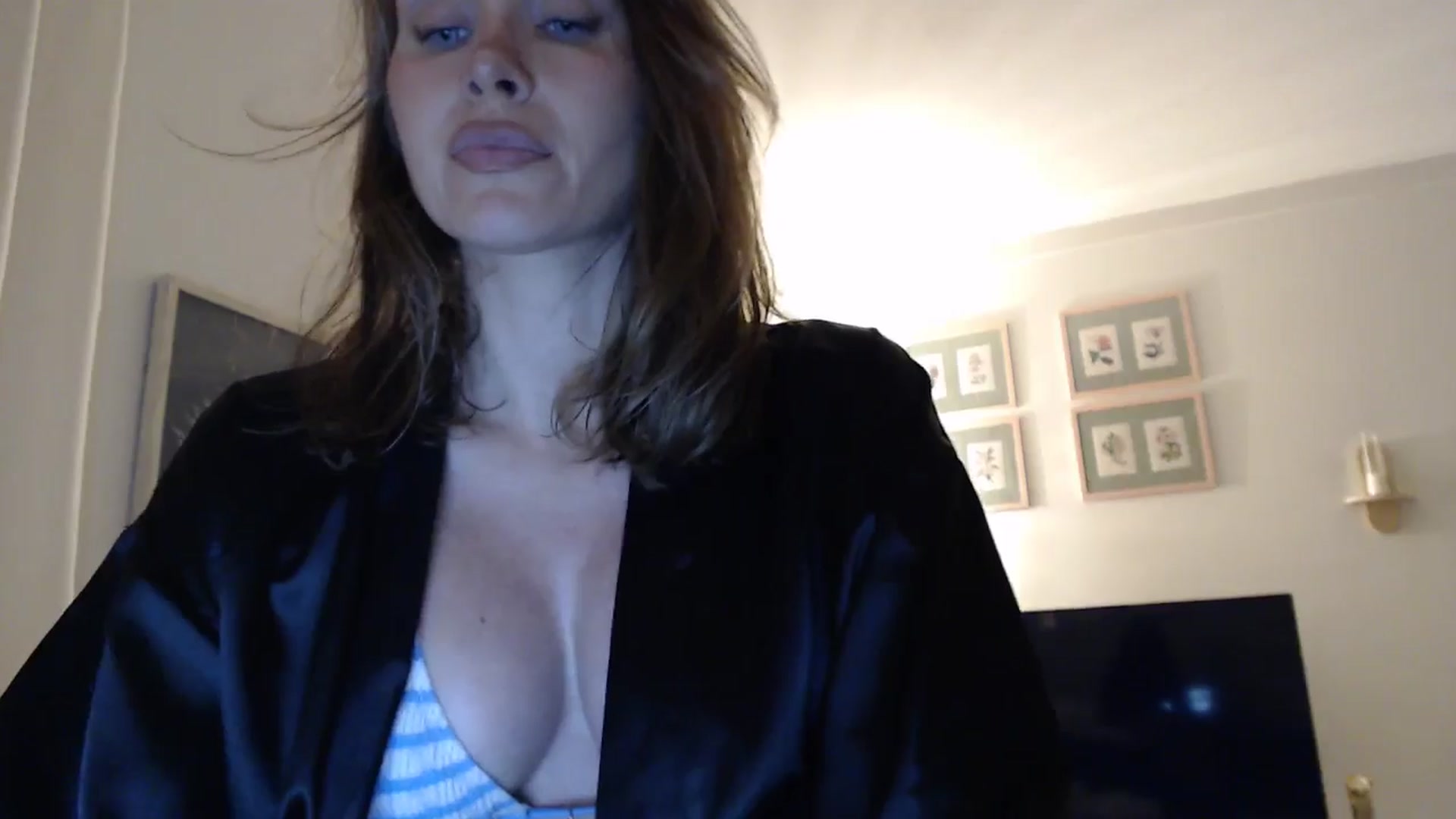 Gallery image thumbnail from Summerr_Rose's myfreecams stream on, 04/29/2026, 02:33 image 10 of 20