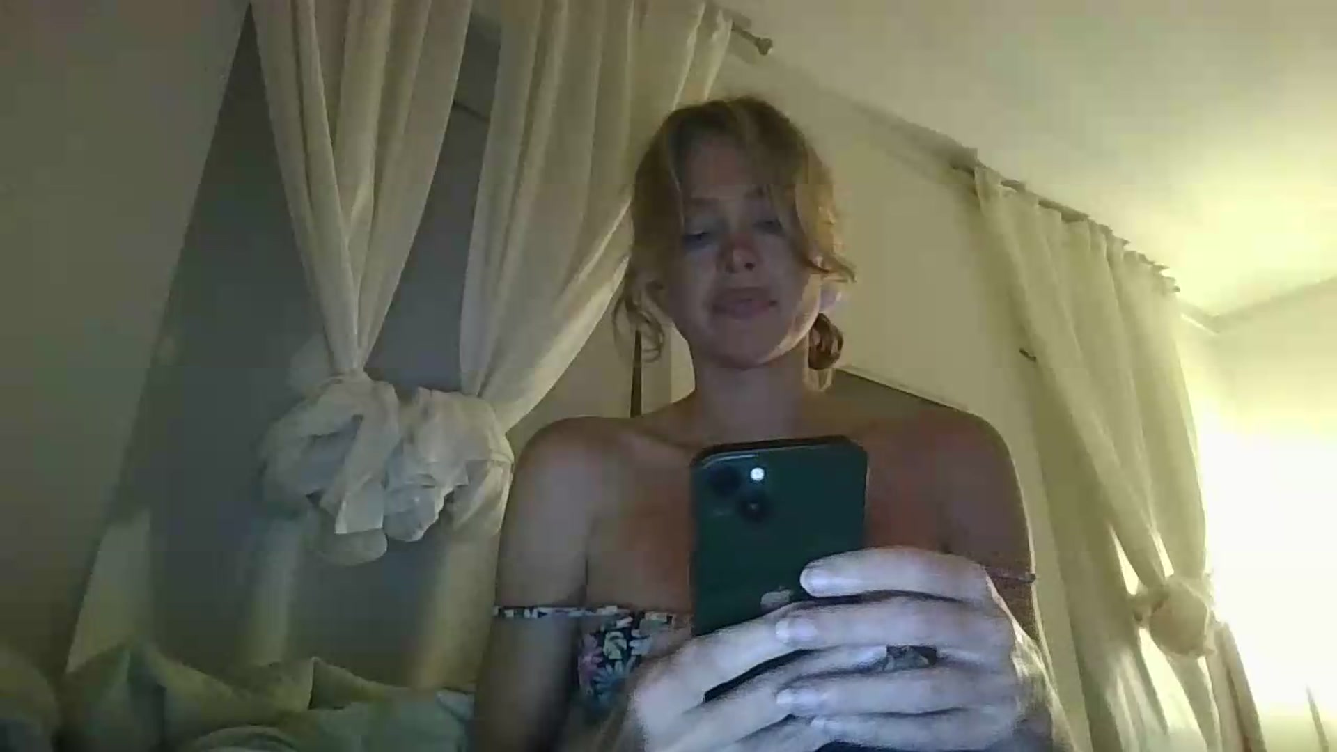 Gallery image thumbnail from Summerr_Rose's myfreecams stream on, 07/03/2026, 03:11 image 17 of 20
