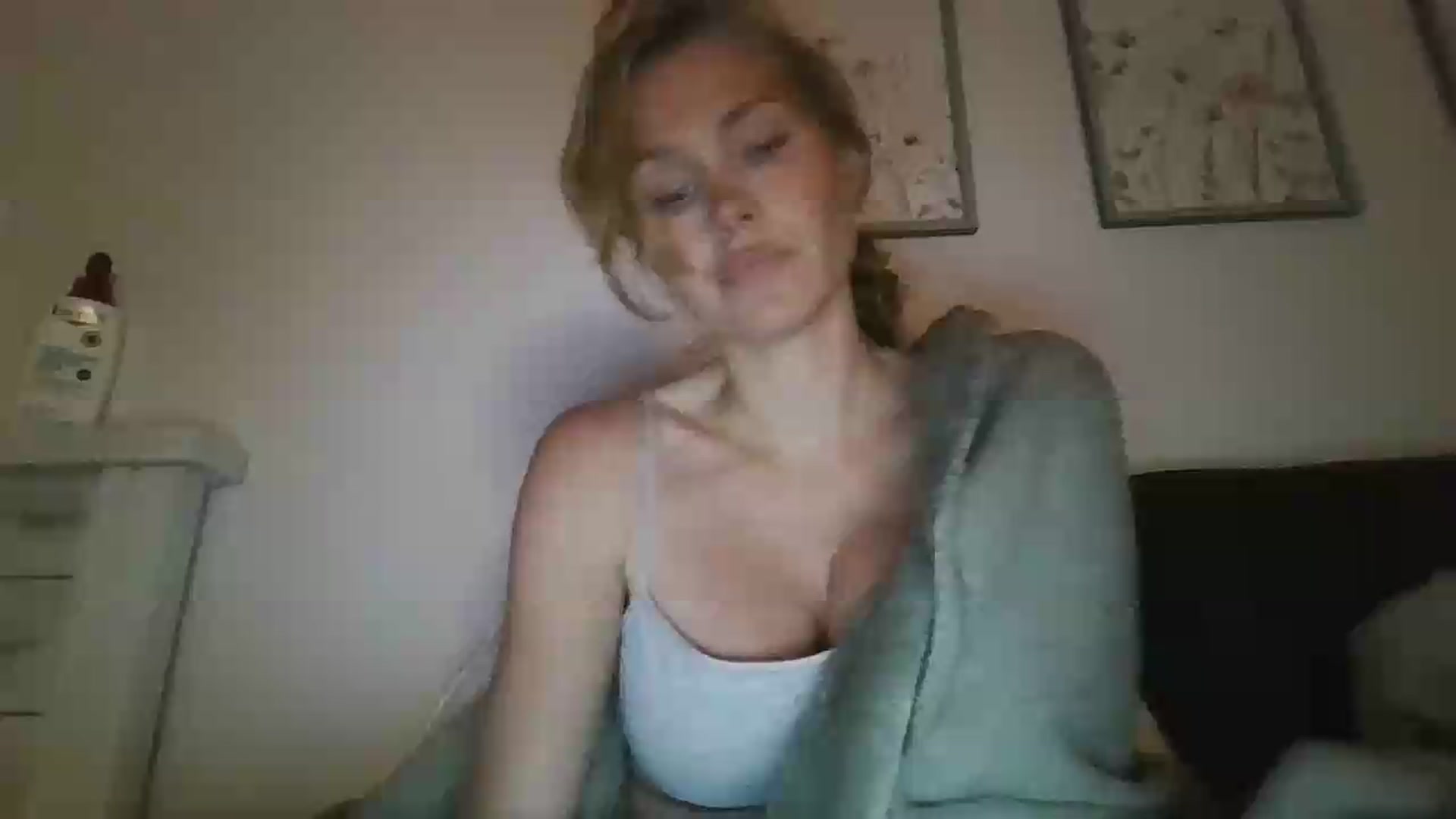 Gallery image thumbnail from Summerr_Rose's myfreecams stream on, 07/08/2026, 01:32 image 19 of 20