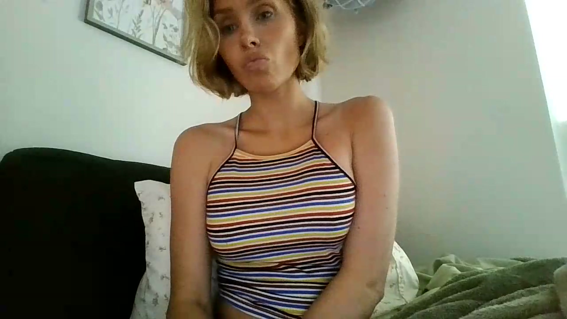 Gallery image thumbnail from Summerr_Rose's myfreecams stream on, 08/10/2026, 19:57 image 16 of 20