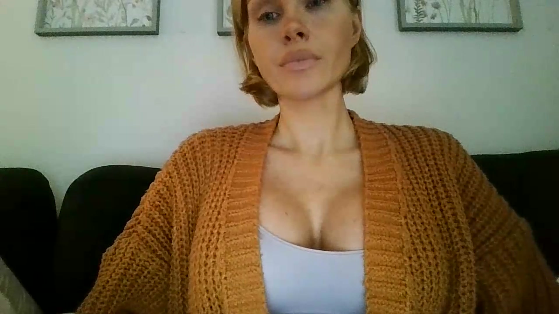 Gallery image thumbnail from Summerr_Rose's myfreecams stream on, 08/13/2026, 20:58 image 16 of 20