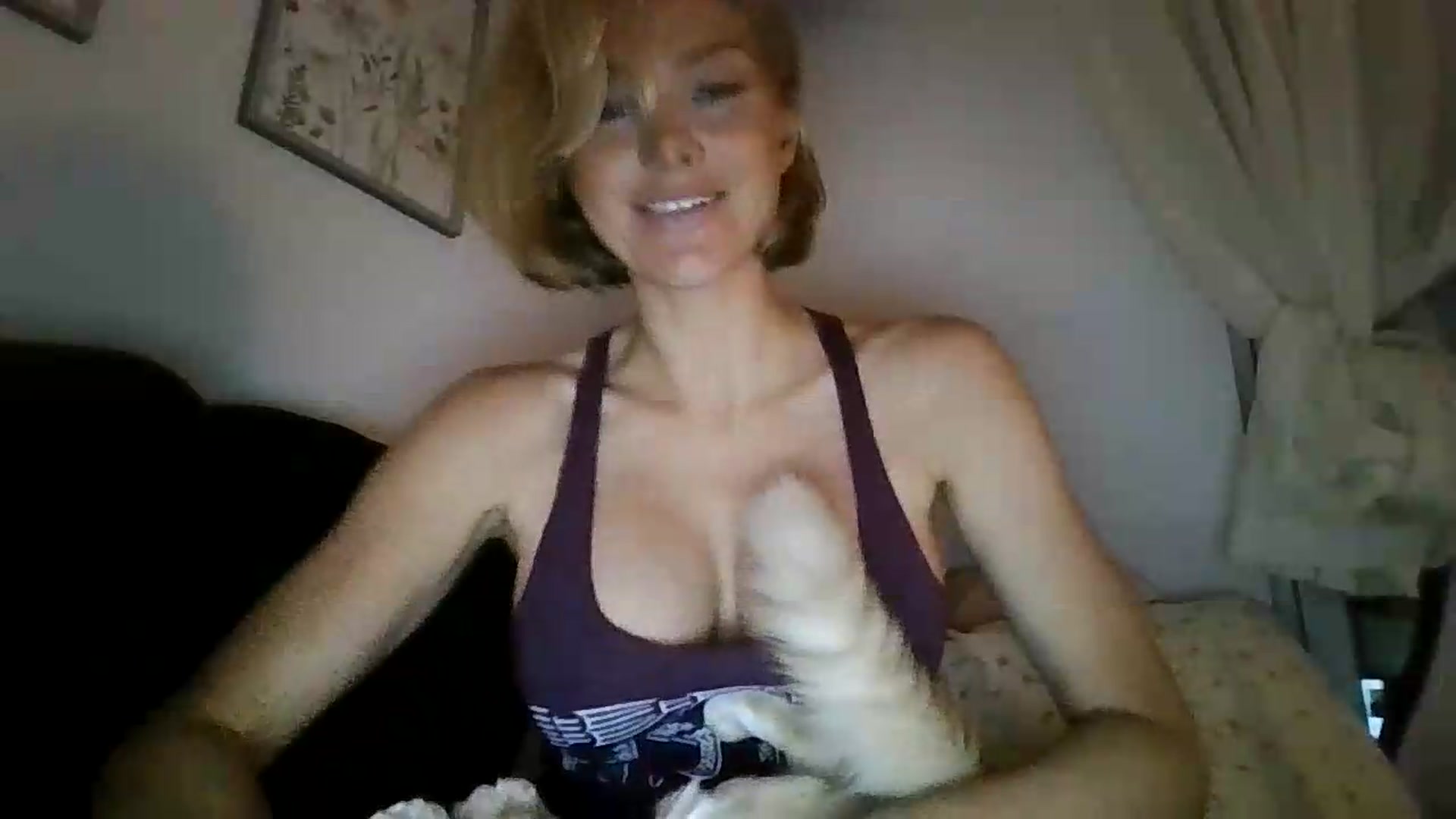 Gallery image thumbnail from Summerr_Rose's myfreecams stream on, 08/29/2026, 02:43 image 18 of 20