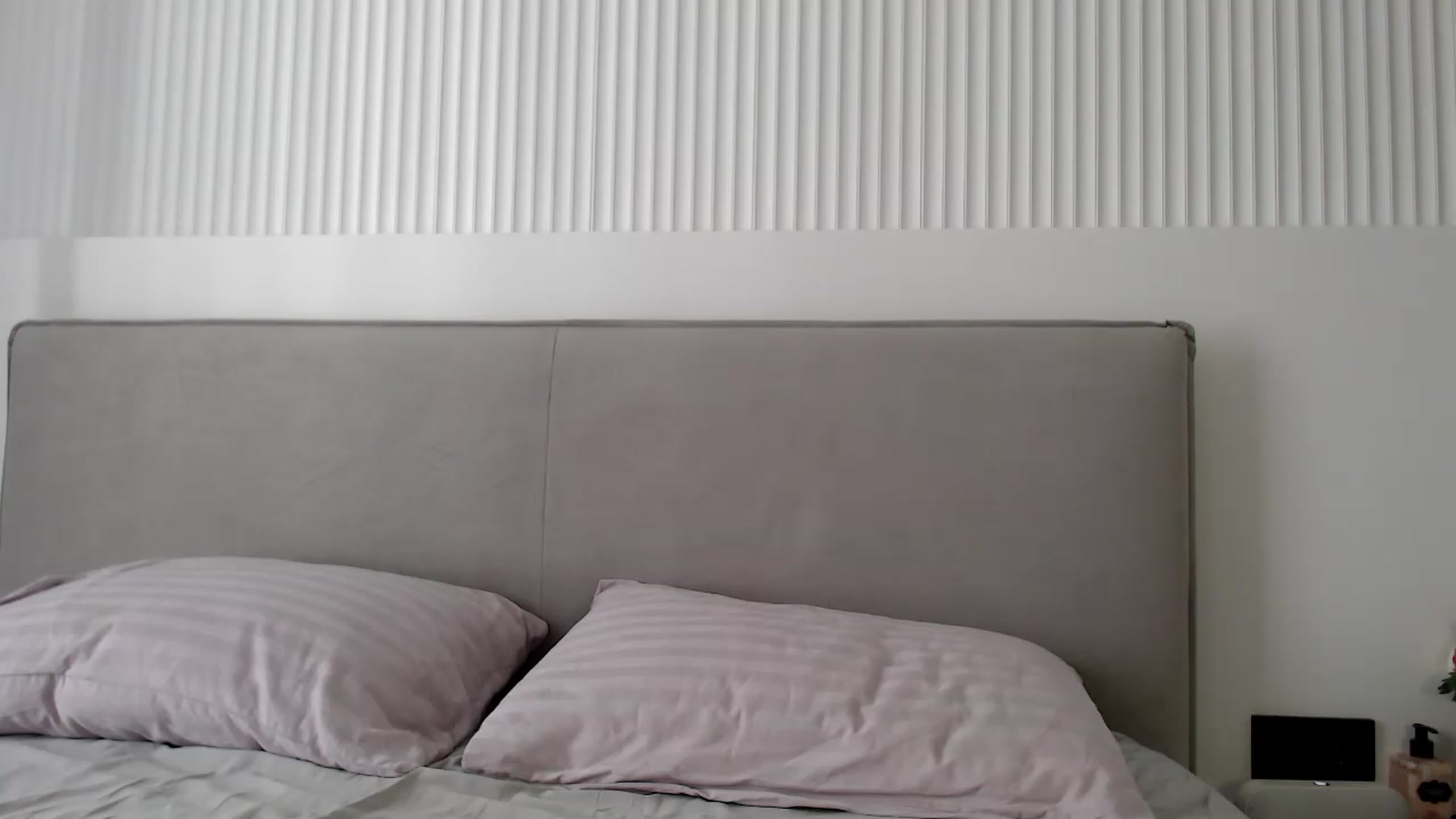 Gallery image thumbnail from Summerrlove's myfreecams stream on, 06/29/2023, 15:10 image 7 of 20