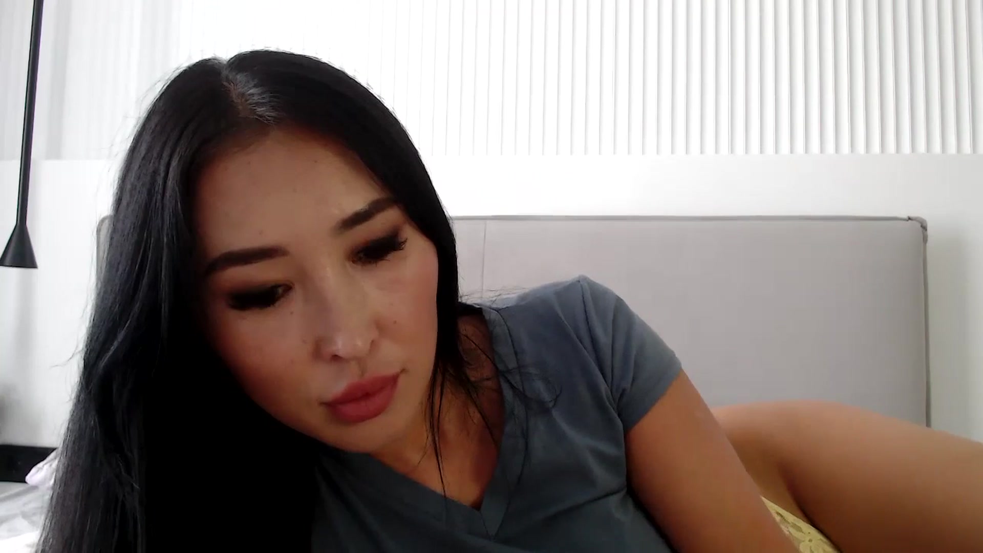 Gallery image thumbnail from Summerrlove's myfreecams stream on, 06/29/2023, 15:10 image 9 of 20