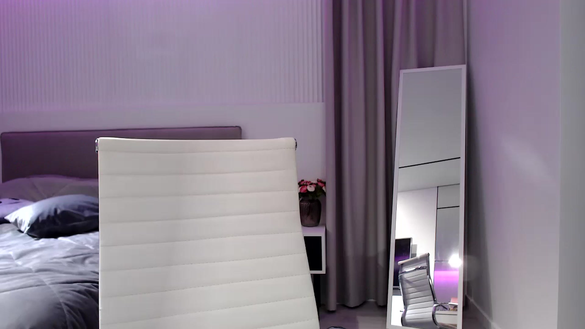 Gallery image thumbnail from Summerrlove's myfreecams stream on, 06/30/2023, 21:01 image 11 of 20