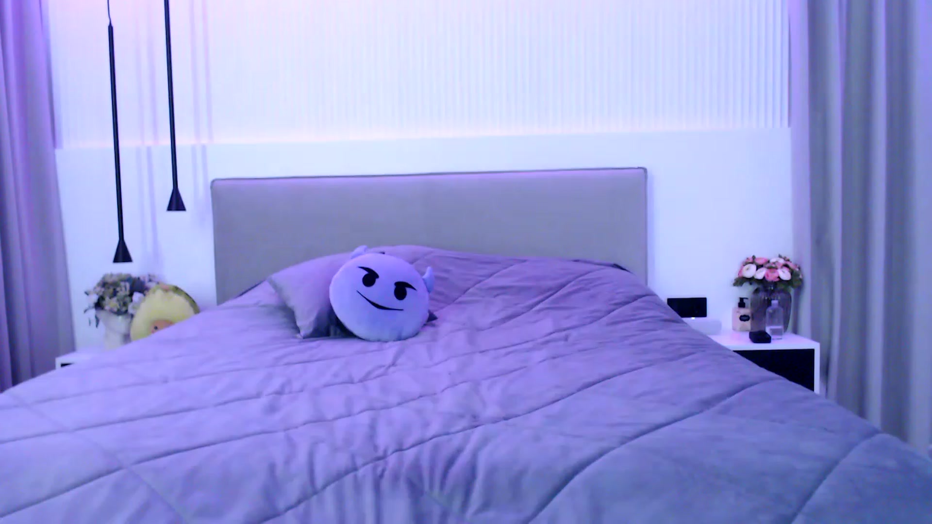 Gallery image thumbnail from Summerrlove's myfreecams stream on, 07/01/2023, 22:33 image 2 of 20