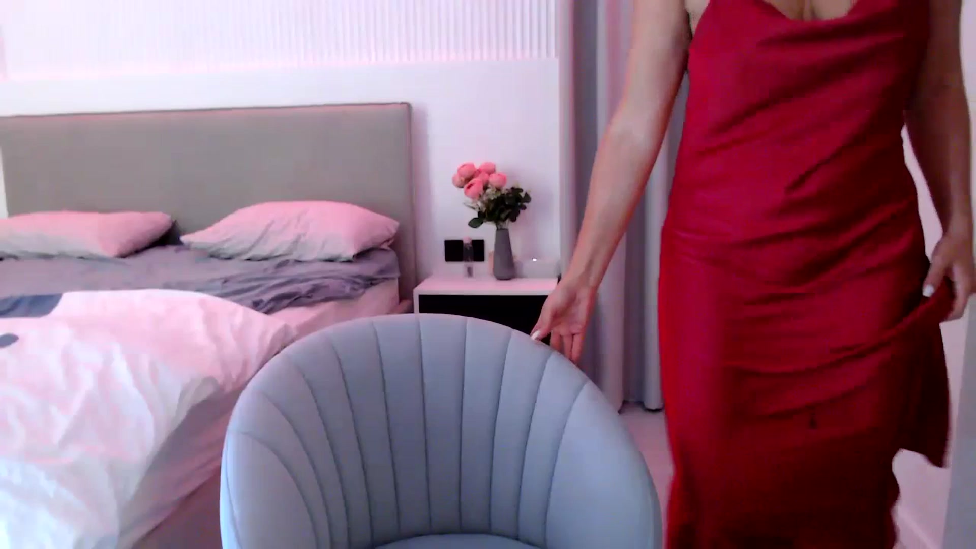 Gallery image thumbnail from Summerrlove's myfreecams stream on, 07/08/2023, 21:11 image 17 of 20